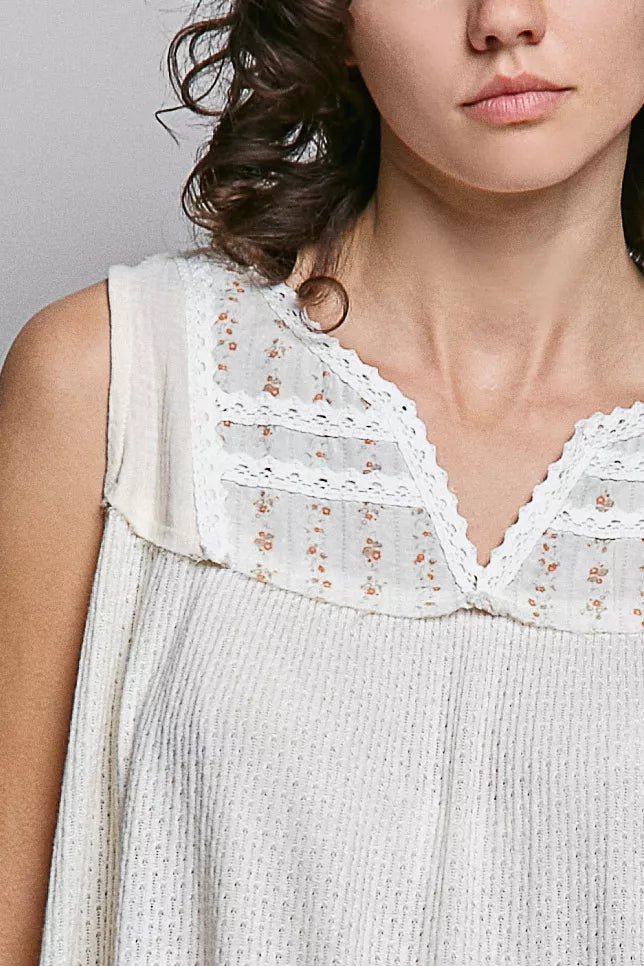 POL Lace Detail Floral Double Gauze Patch Sleeveless Top