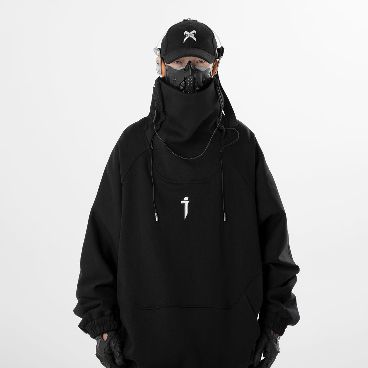 HiH49 Precision High Neck Black Sweater