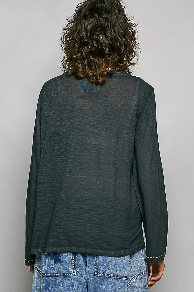 POL Contrast Stitch V-Neck Lightweight Knit Long Sleeve Top