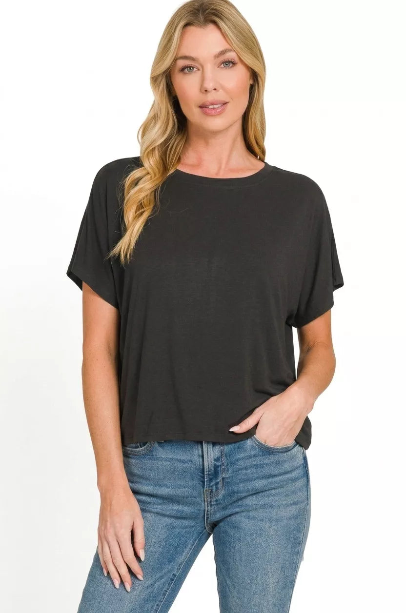 Zenana Round Neck Short Sleeve Cropped T-Shirt