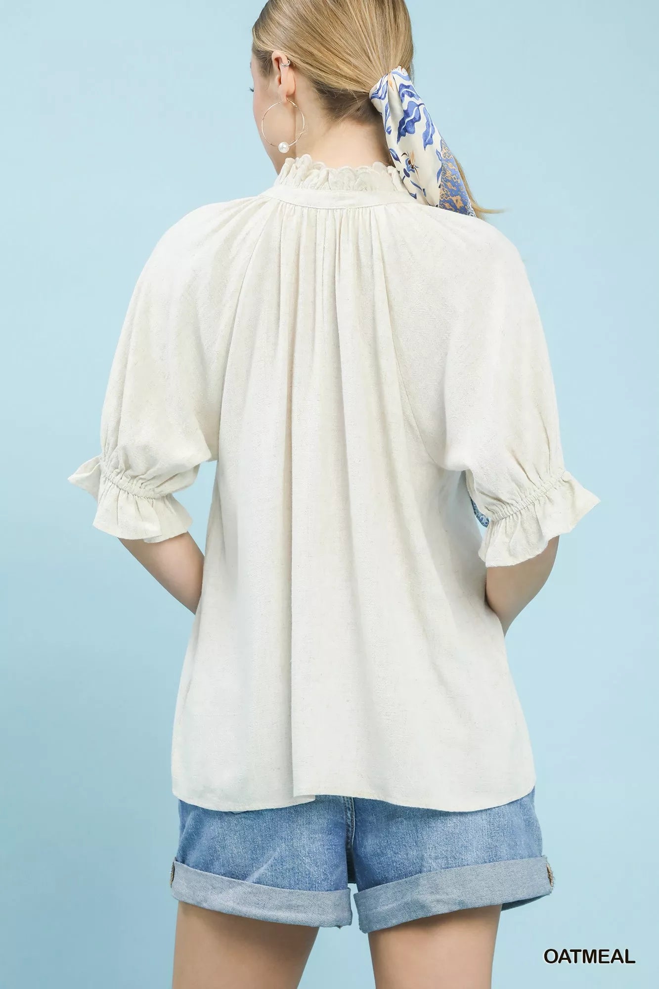 Umgee Linen Scalloped Ruffle Neck Blouse