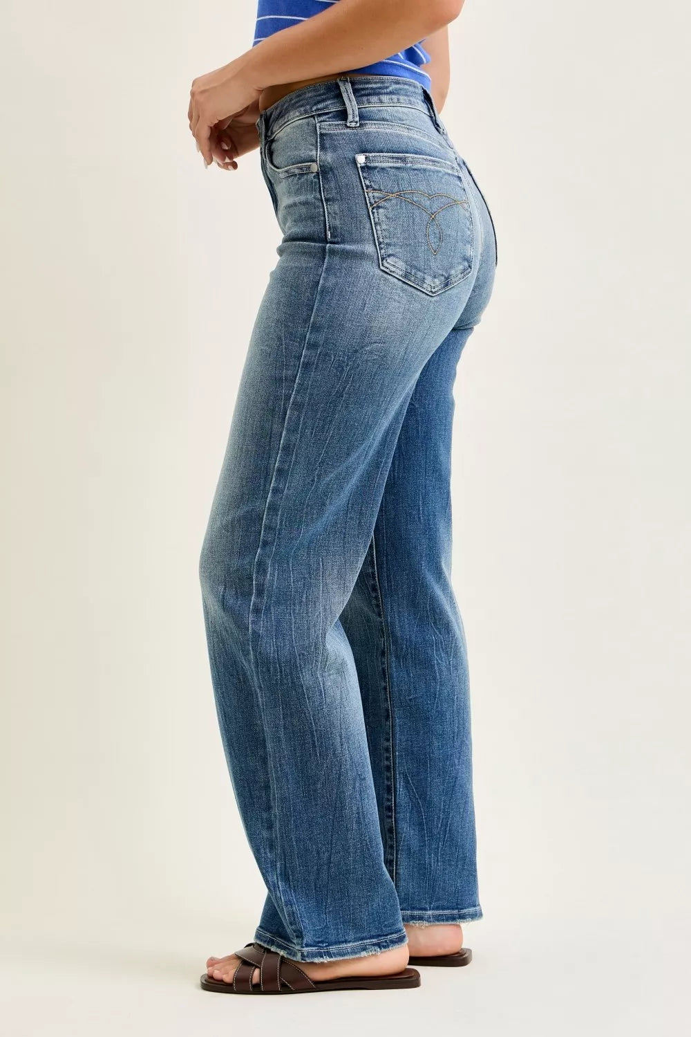 Judy Blue Mid Rise 90s Straight Jeans