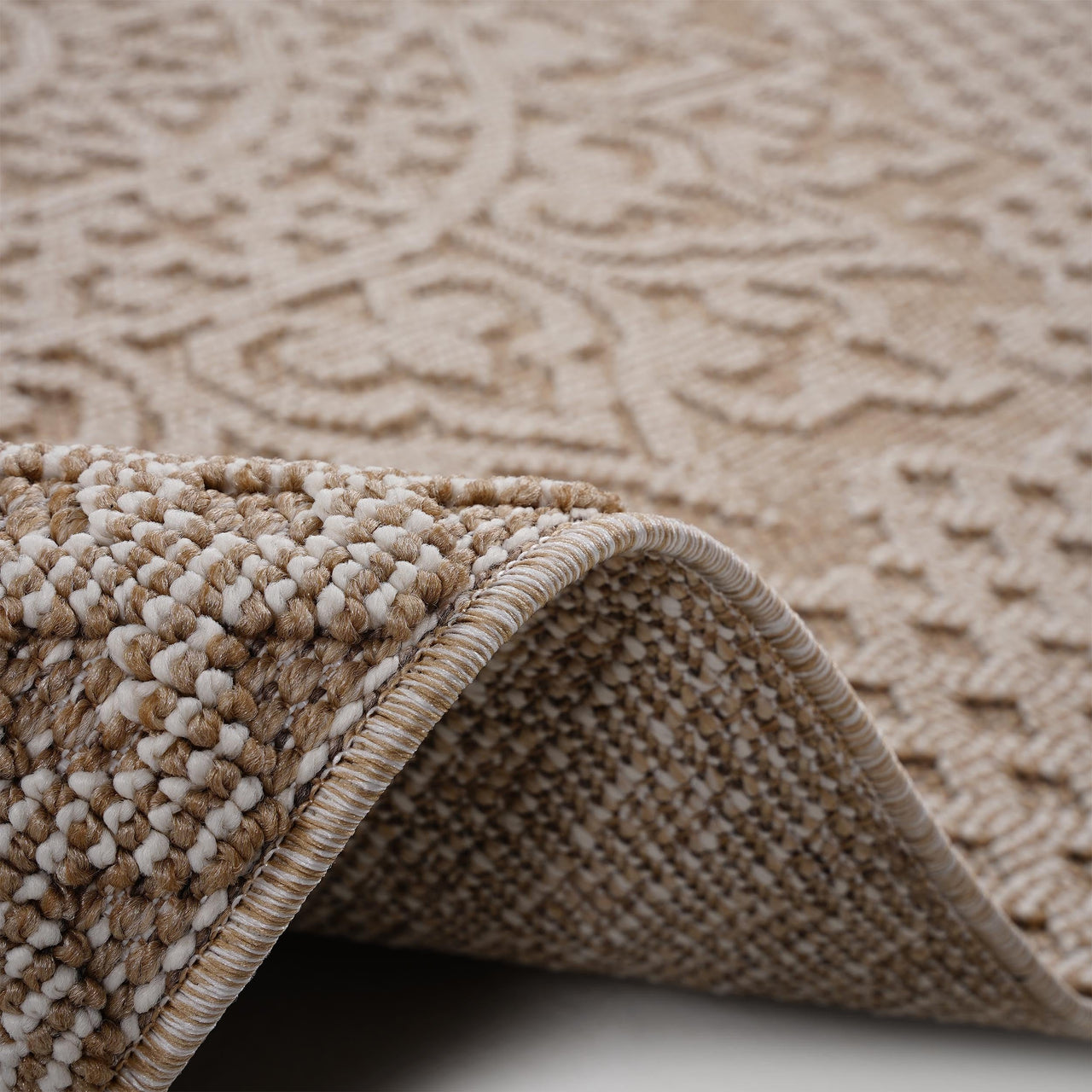 NAAR Guros Collection 4X6 Beige / Medallion Indoor / Outdoor Area Rug