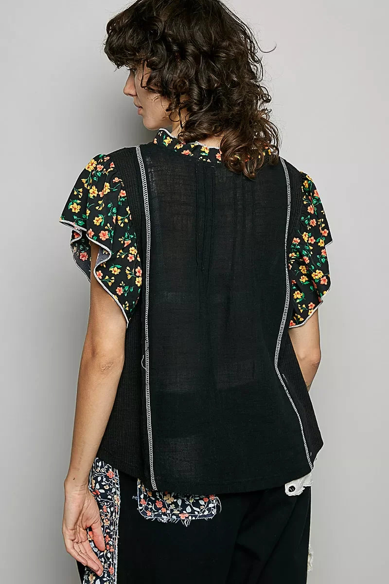 POL V-Neck Floral Ruffle Sleeve Blouse