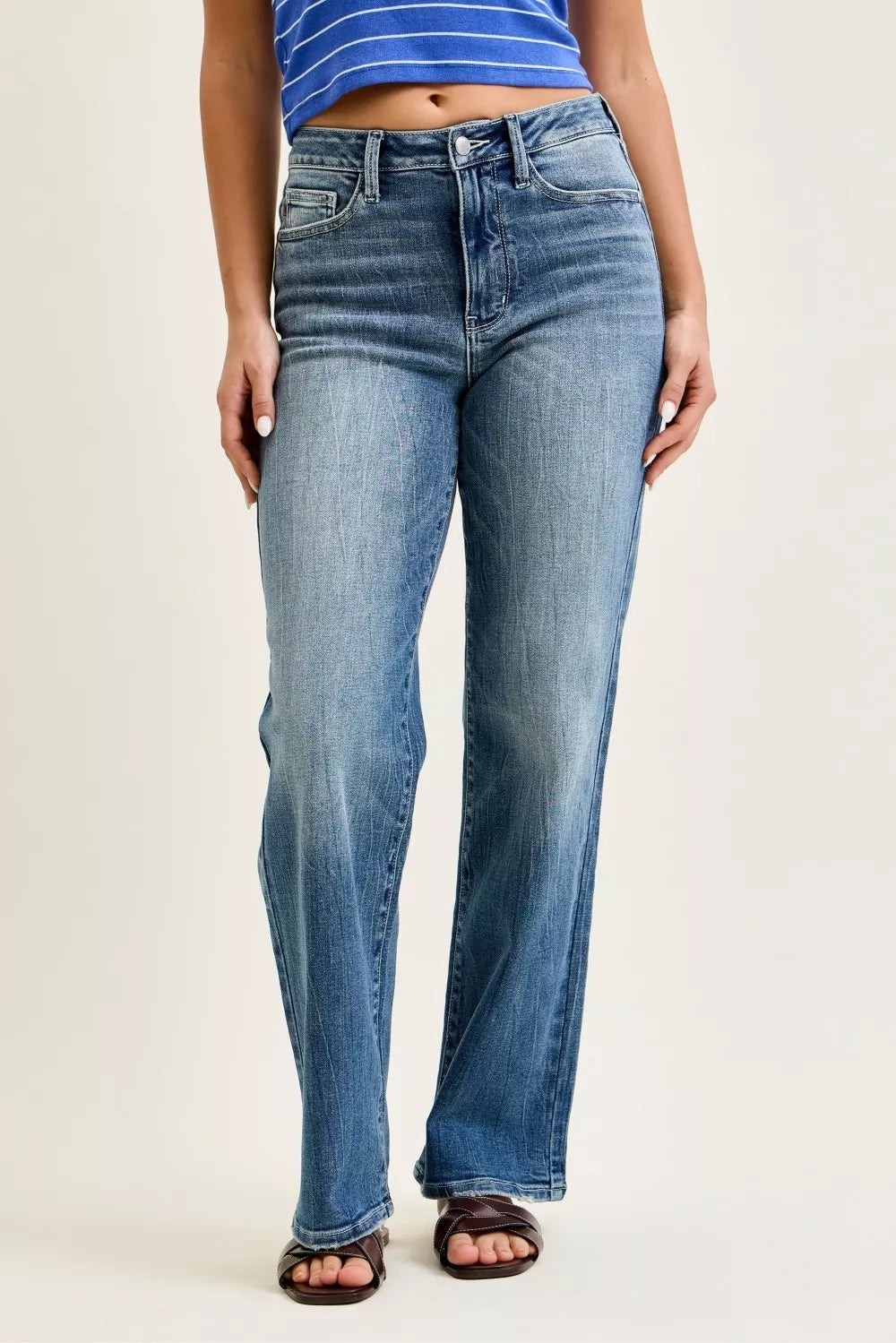 Judy Blue Mid Rise 90s Straight Jeans