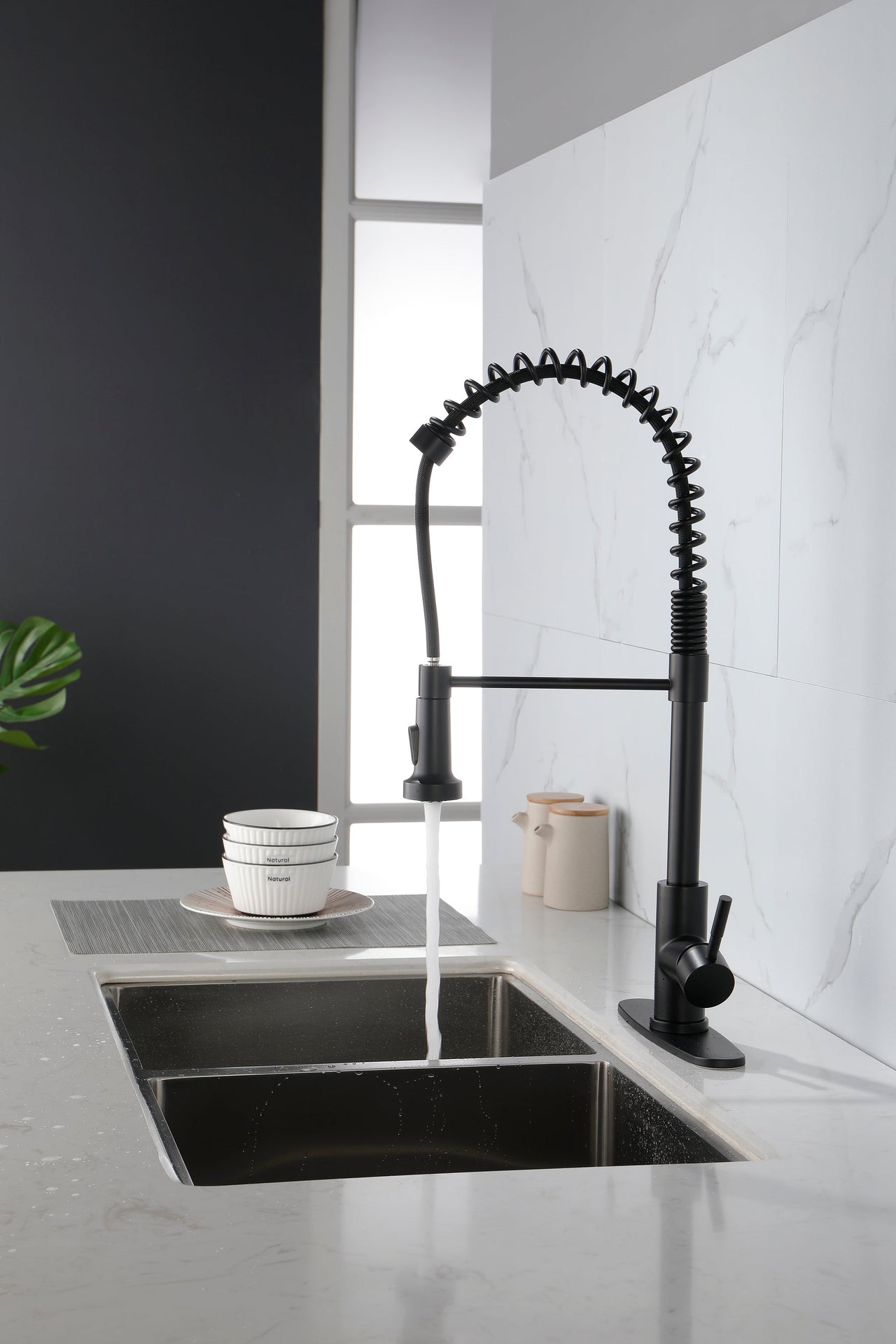 Spring kitchen faucet with pull-out sprayer, stainless steel single handle single hole kitchen sink faucet