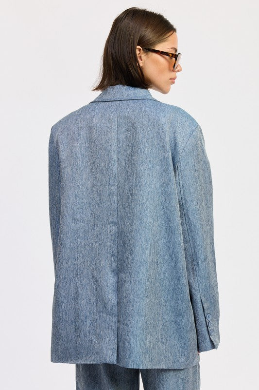 OVERSIZED BUTTON UP BLAZER