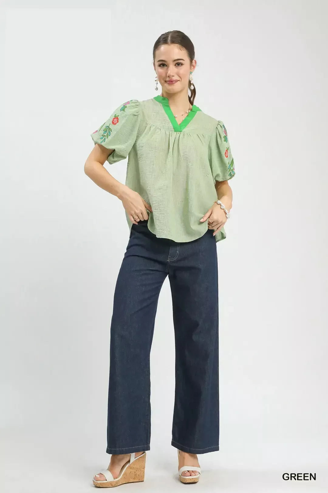 Umgee Embroidered Puff Sleeve Top