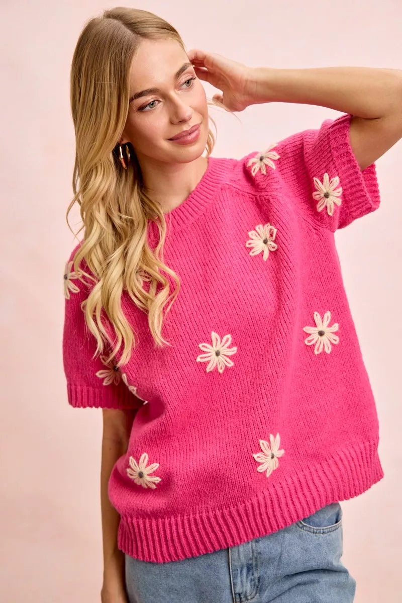 BiBi Flower Embroidered Short Sleeves Knit Top
