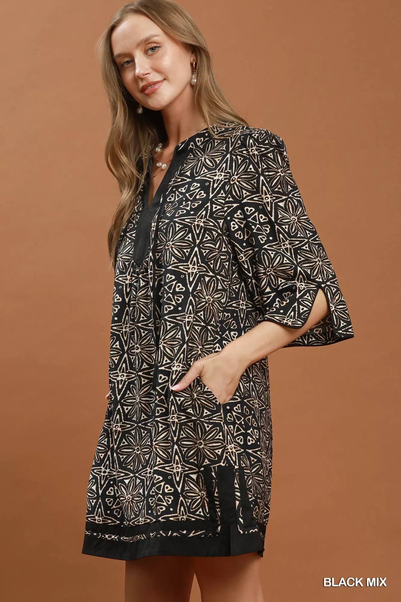 Umgee Mix Geometric Print V-Neck Tassel Detail Tunic Dress