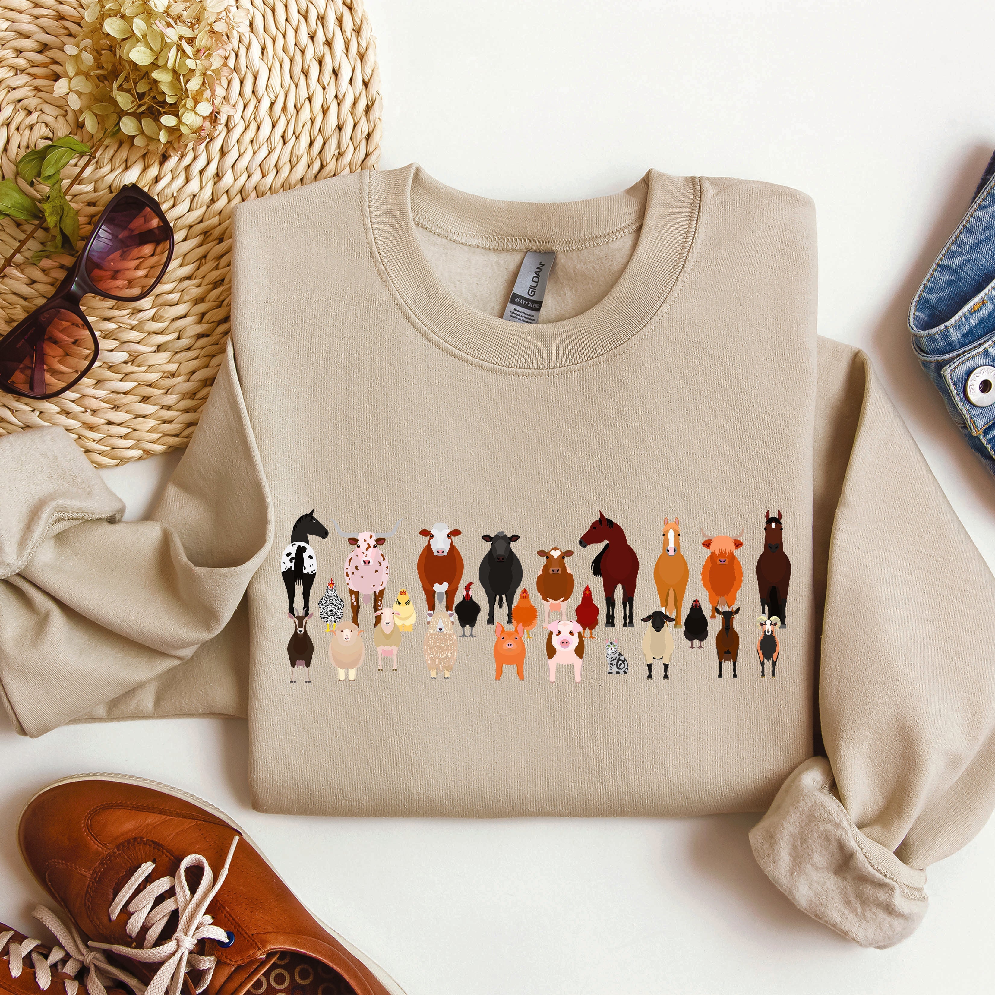 Farm Animals Lover Barnyard Friends Cozy Country Farm Scene For Animal Lovers Sweatshirt