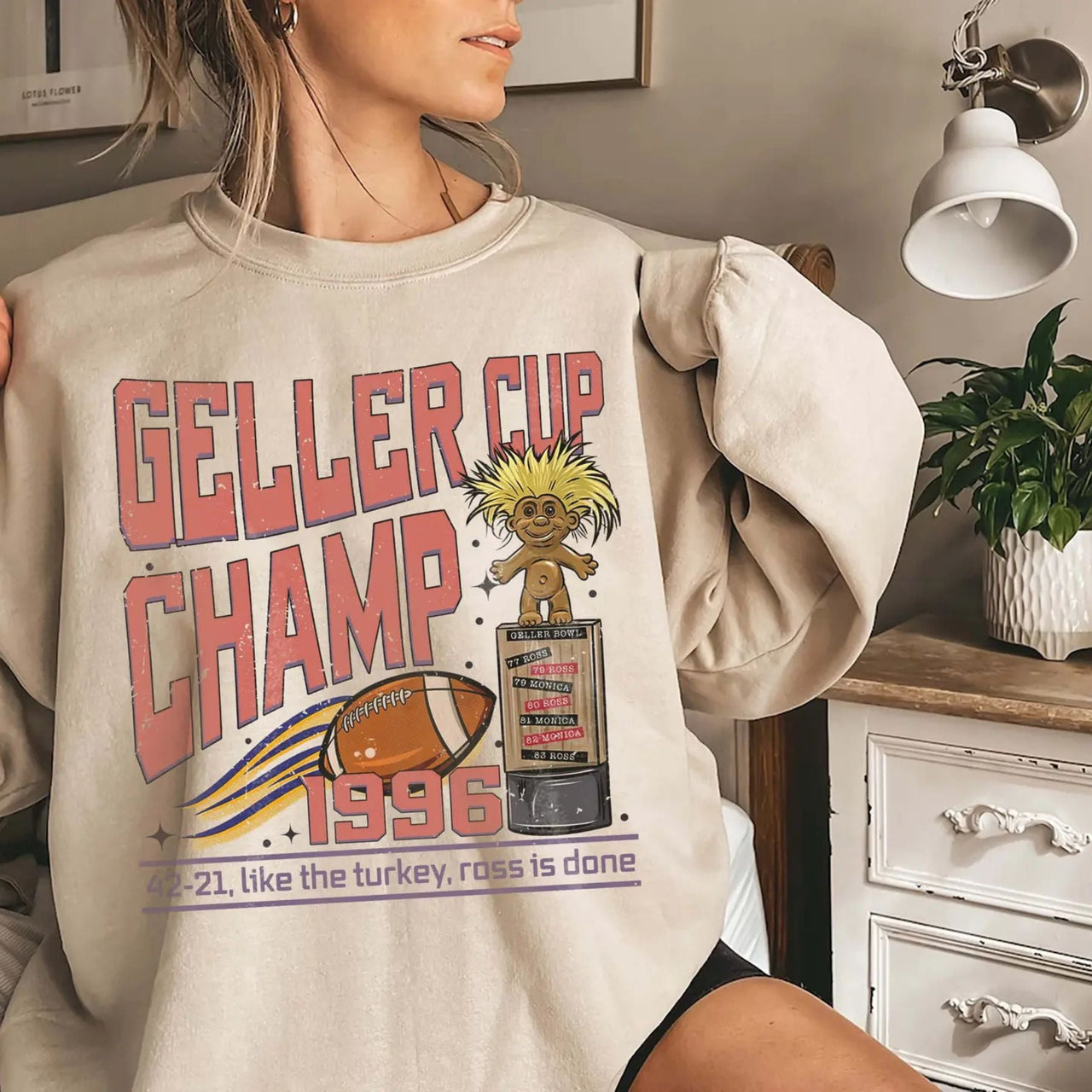Geller Bowl Friendsgiving Sweatshirt – The Friends TV Show Thanksgiving Top