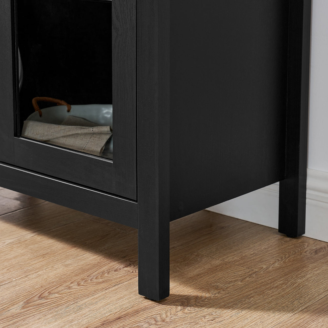 A high arched storage cabinet with a lamp, a modern retro-style wooden storage cabinet with adjustable glass partitions, suitable for use as a multi-functional cabinet in kitchens-Black