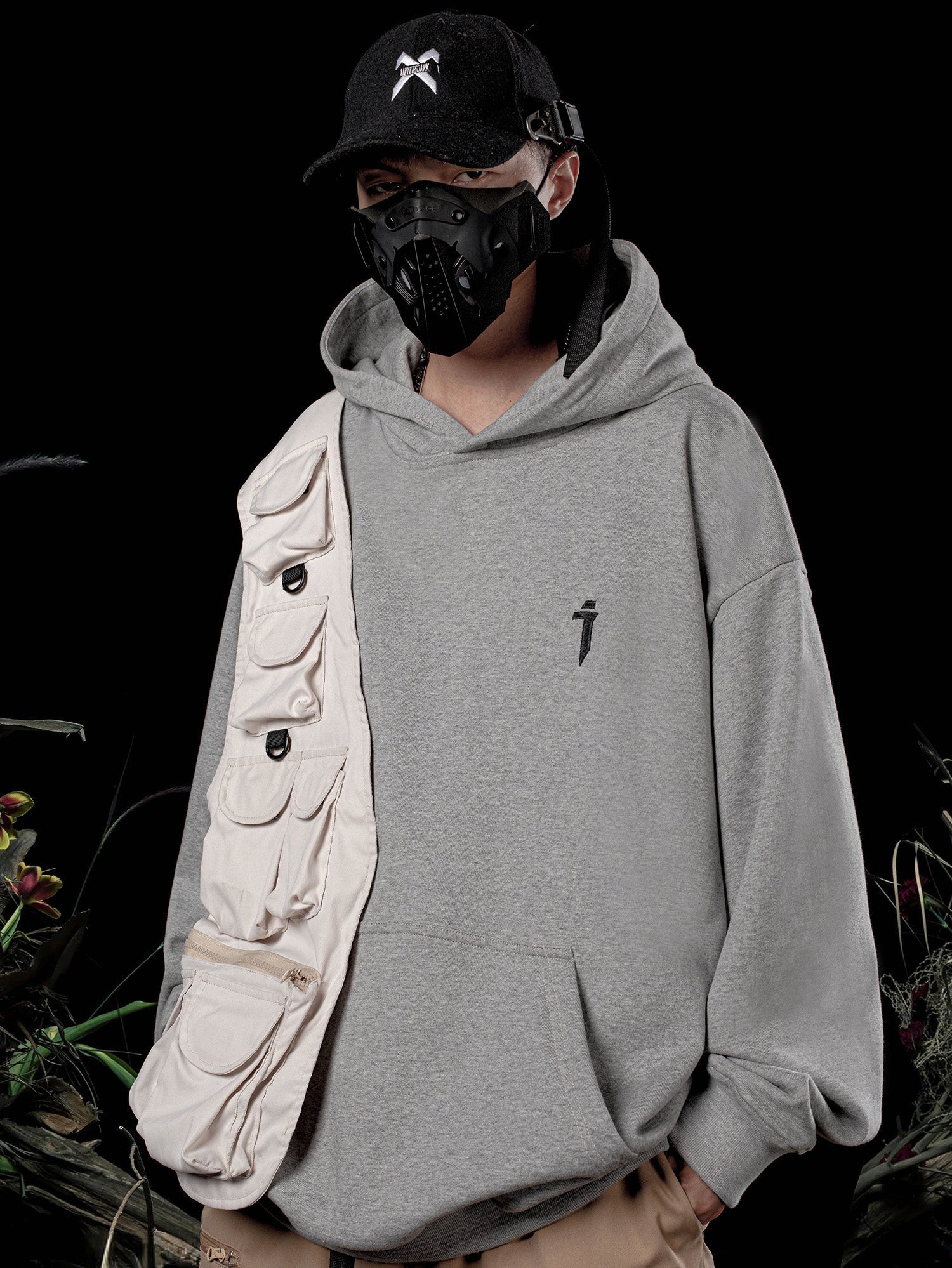 HiH27 I-Tech Essential Hoodie