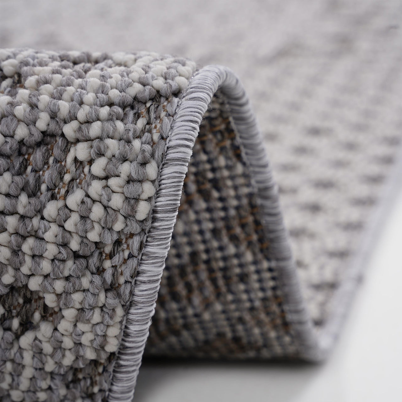NAAR Guros Collection 8X10 Gray / White / Medallion Indoor / Outdoor Area Rug