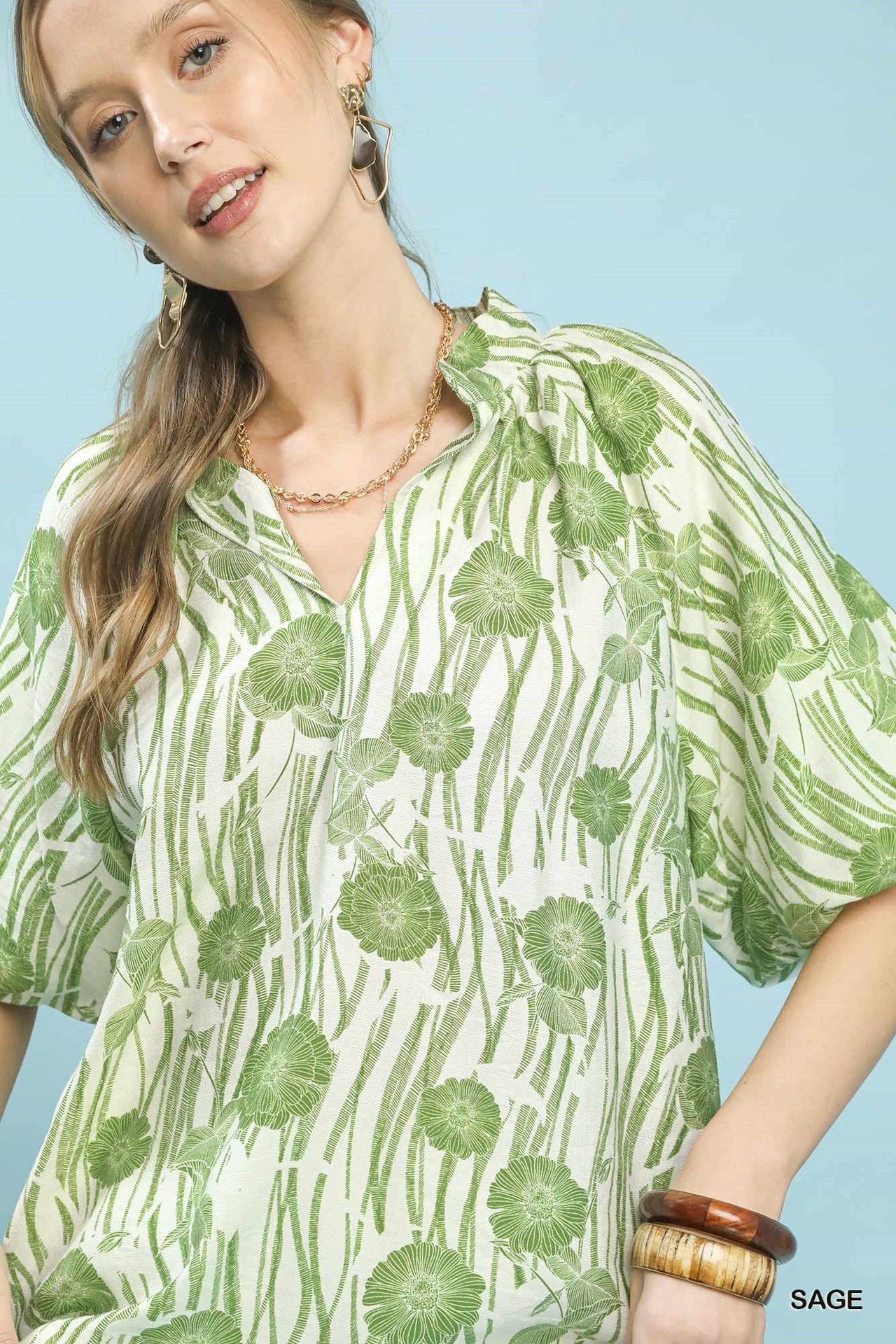 Umgee Floral Scalloped Edge Puff Sleeve Blouse with High-Low Curved Hem