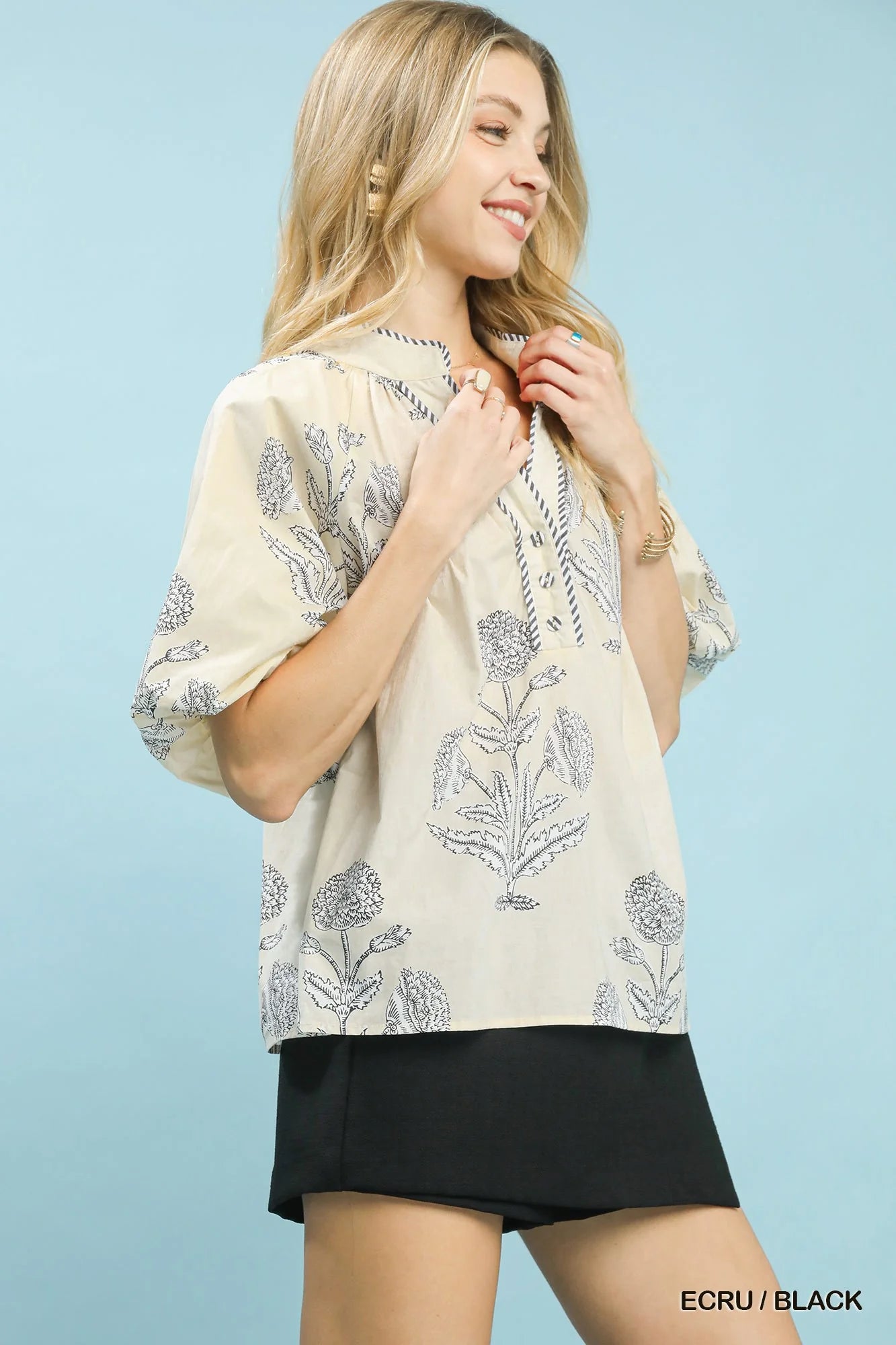 Umgee Floral Print V-Neck Top