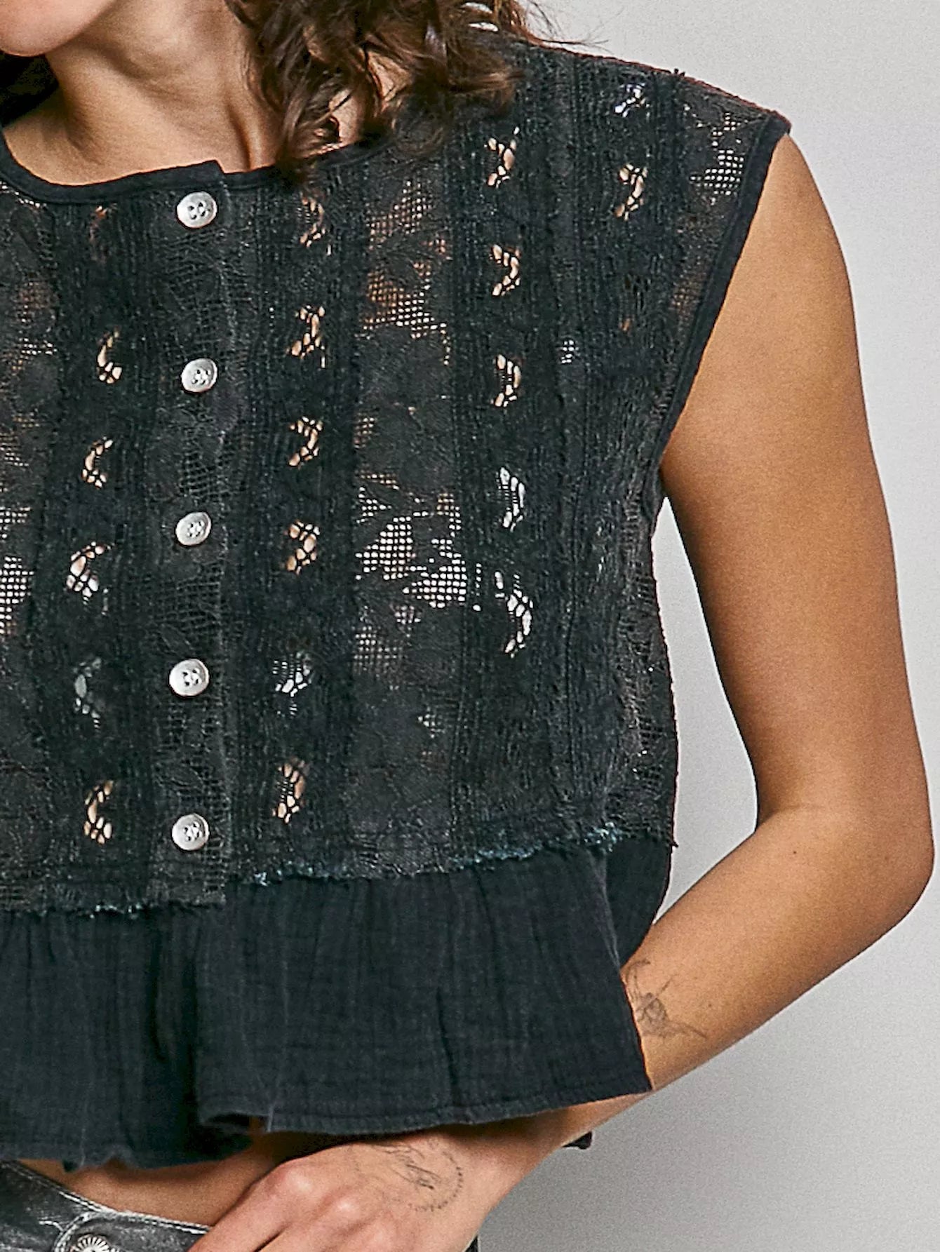 POL Round Neck Lace Sleeveless Top with Double Gauze Ruffle