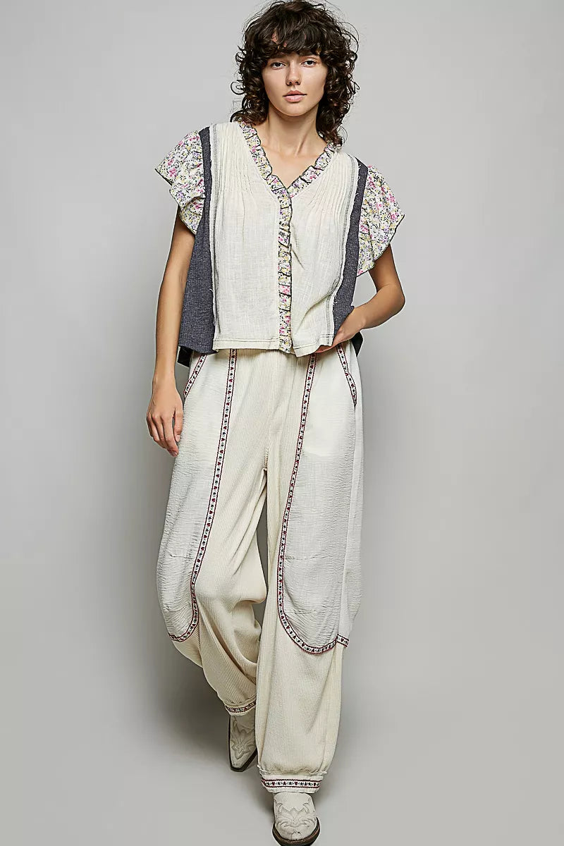 POL V-Neck Floral Ruffle Sleeve Blouse