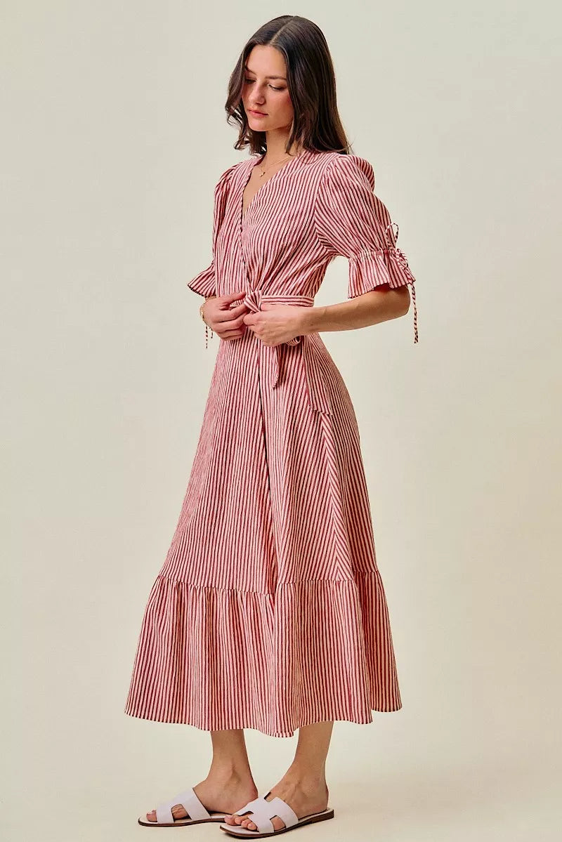 SO ME Stripe Textured Short Sleeves Lined Wrap Midi Dres