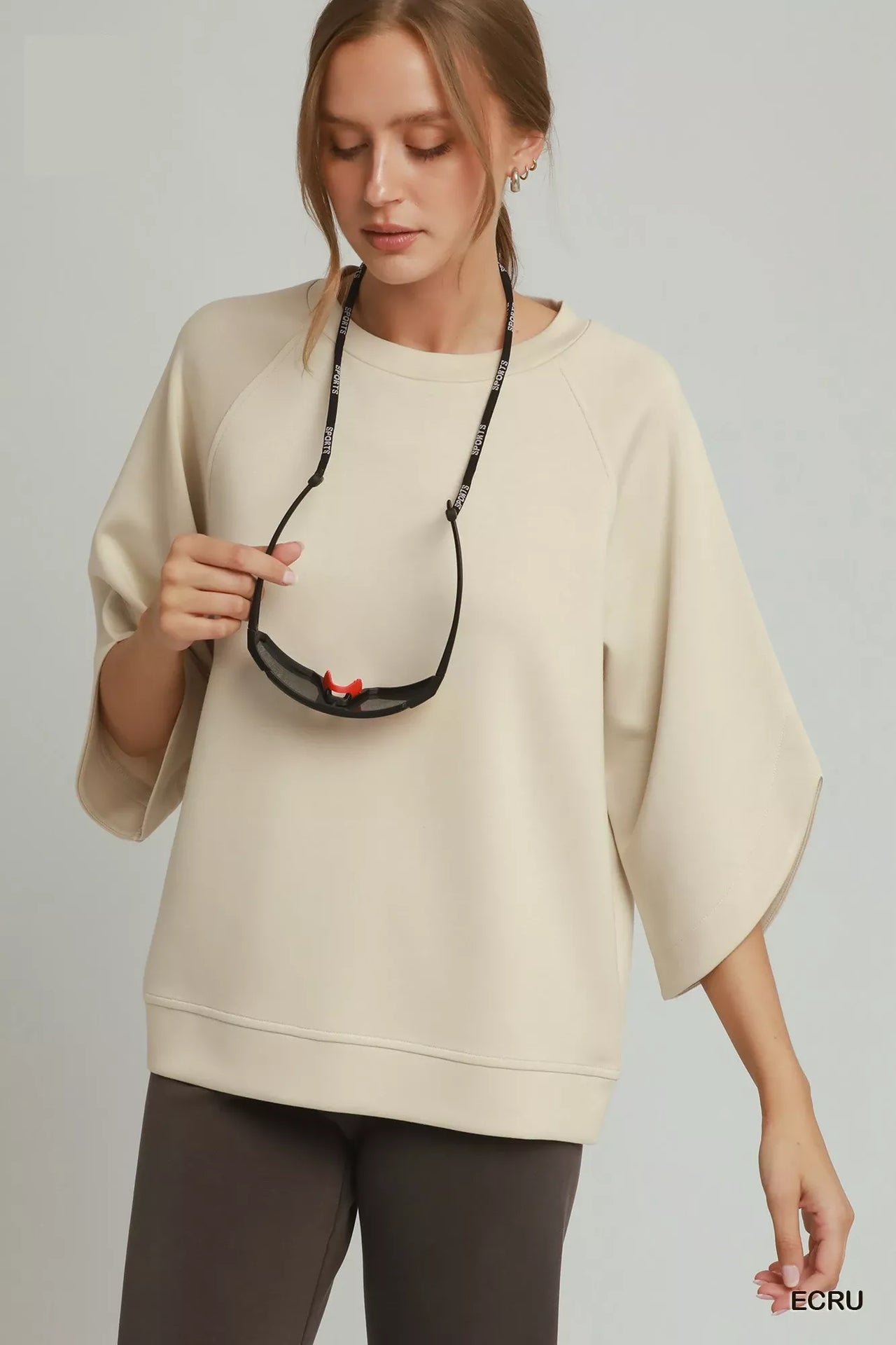 Umgee Round Hem Raglan Sleeve Top
