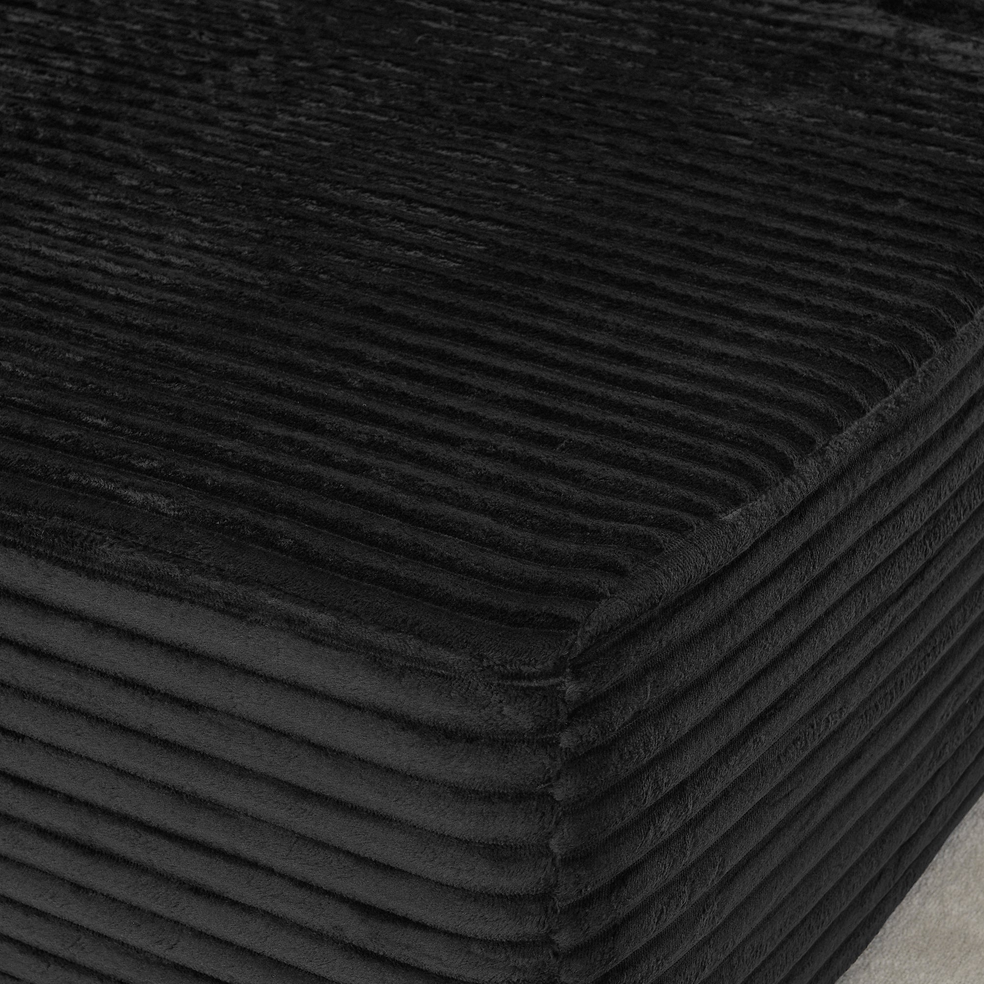 Two-seater lazy sofa lounge chair,Compressed sofa no assembly required, made of velvet fabric, fluffy modern lounge chair, used for indoor living rooms and bedrooms-Black