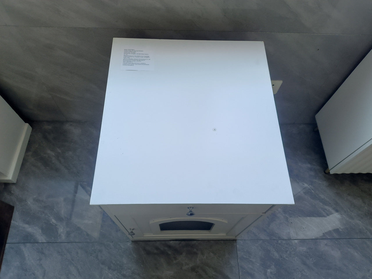 White Wooden Pet House Cat Litter Box Enclosure with Drawer and Side Table, Indoor Cat Home Nightstand for Small Cats, MDF Construction, 18.9'' W x 20.9'' D x 25'' H