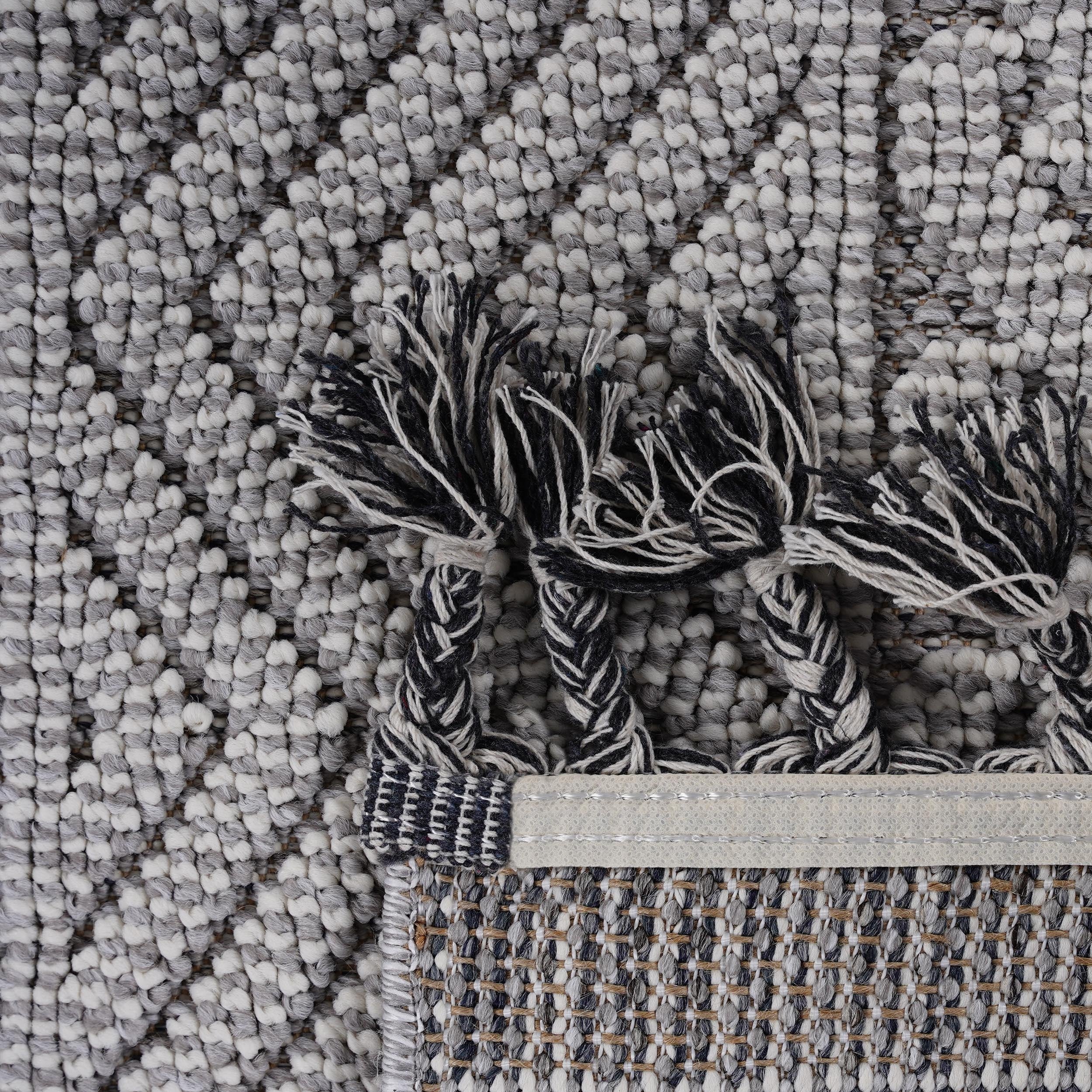 NAAR Guros Collection 2X8 Grey / White / Geometric Indoor / Outdoor Runner Rug