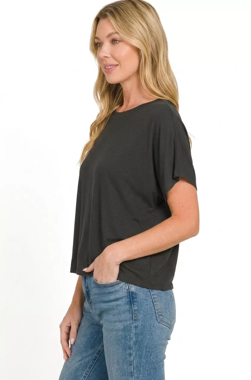 Zenana Round Neck Short Sleeve Cropped T-Shirt