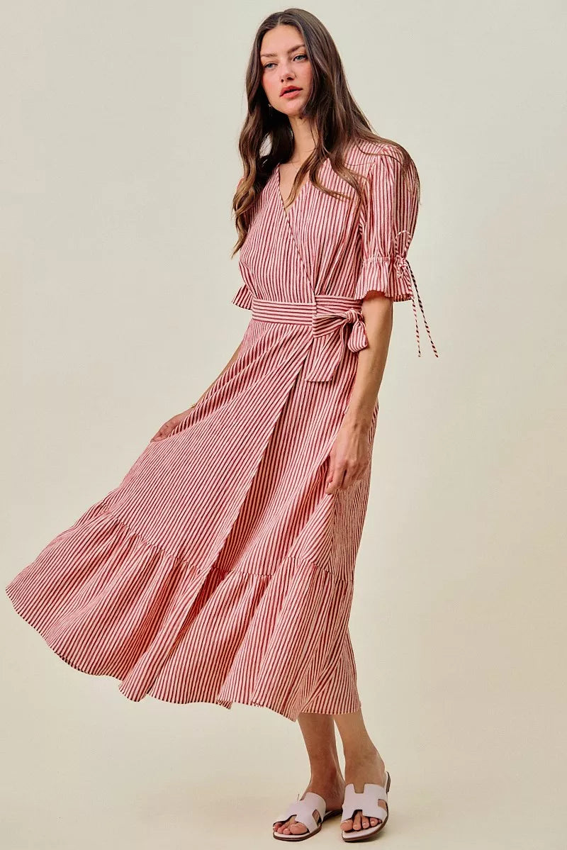 SO ME Stripe Textured Short Sleeves Lined Wrap Midi Dres