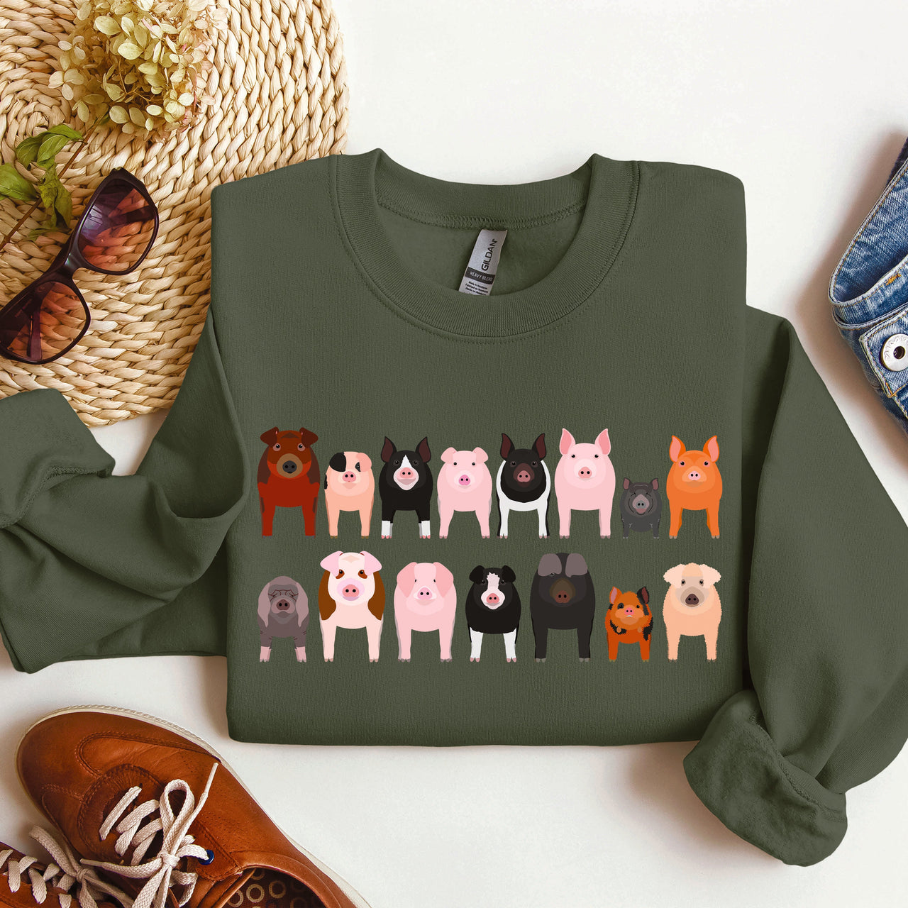Pig Breeds Farm Animal Lover Illustration Graphic For Pig Enthusiasts Sweatshirt