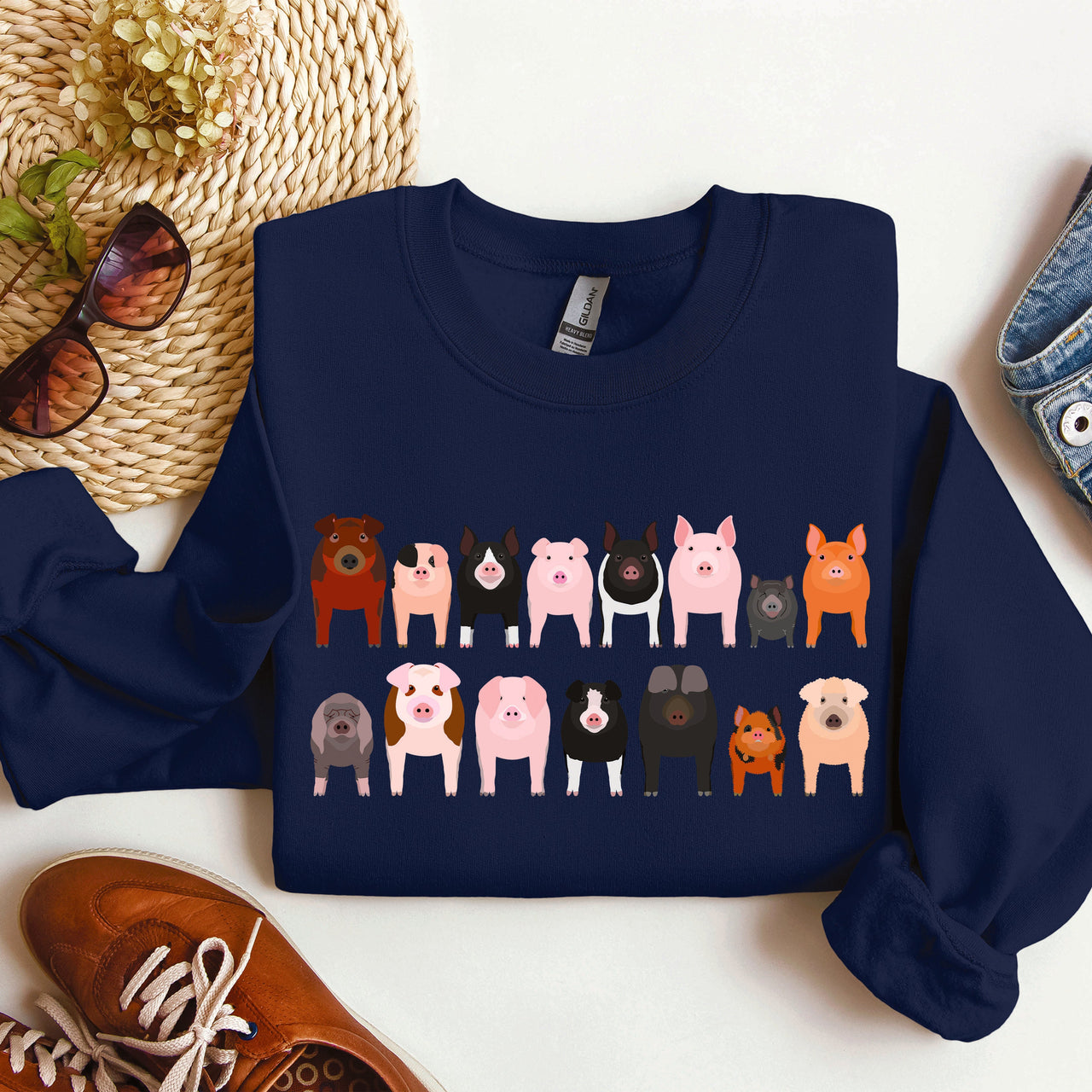 Pig Breeds Farm Animal Lover Illustration Graphic For Pig Enthusiasts Sweatshirt