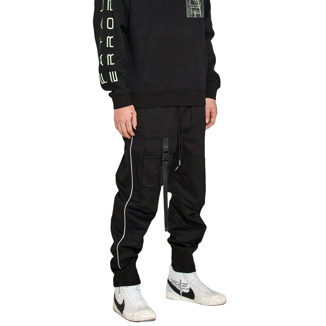 Konus Men's Tactical Strap Cargo Joggers in Black