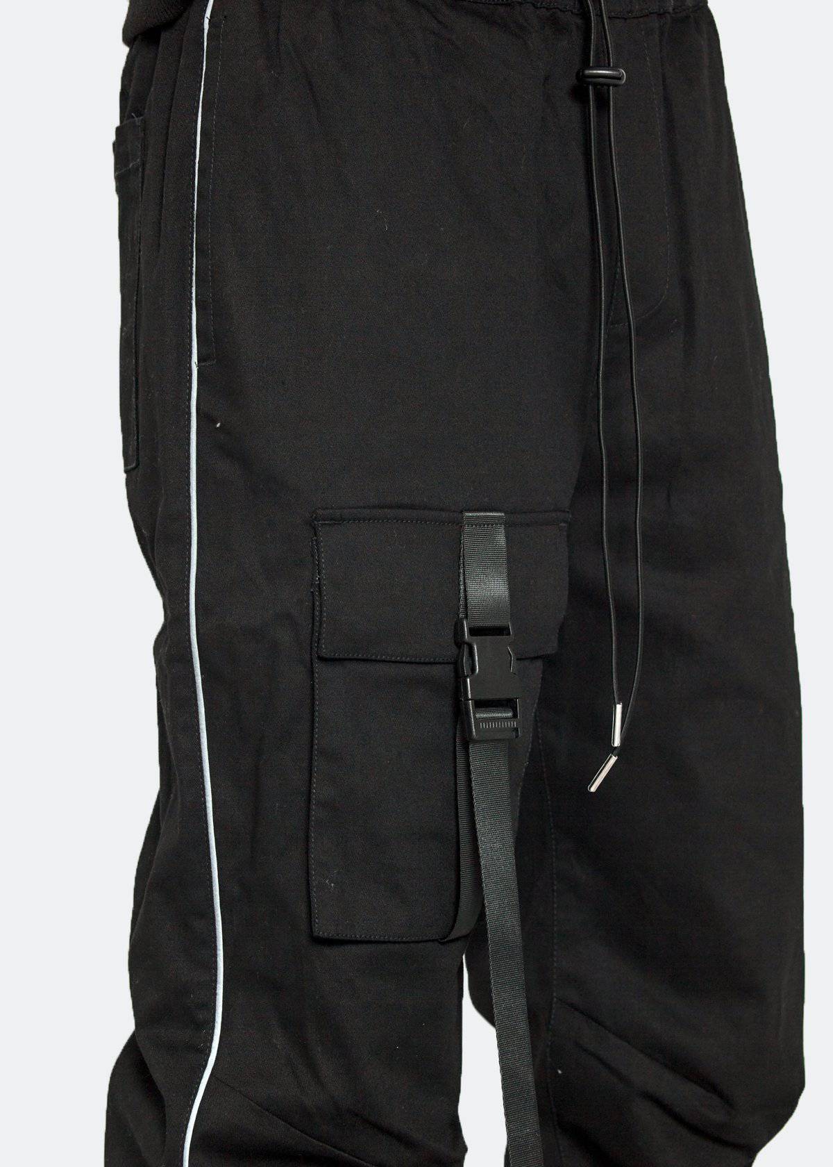 Konus Men's Tactical Strap Cargo Joggers in Black
