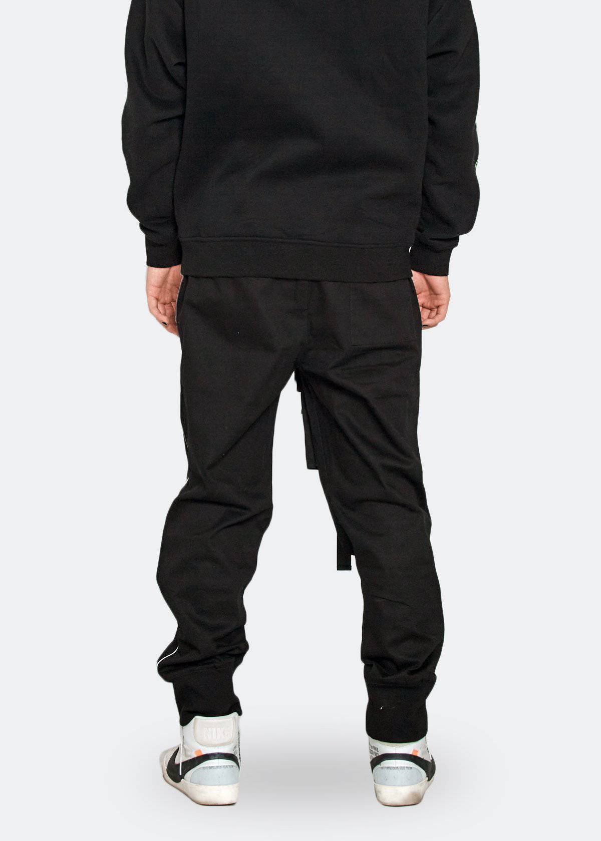 Konus Men's Tactical Strap Cargo Joggers in Black