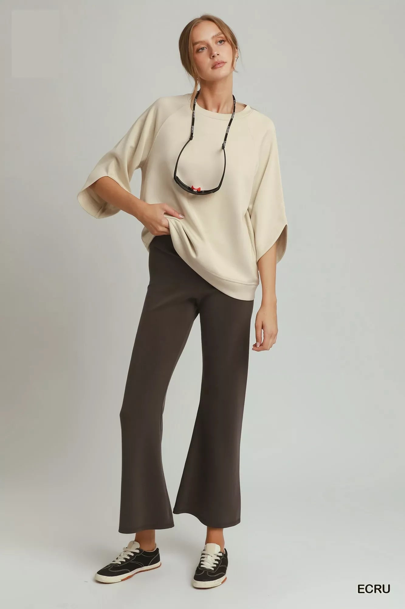Umgee Round Hem Raglan Sleeve Top
