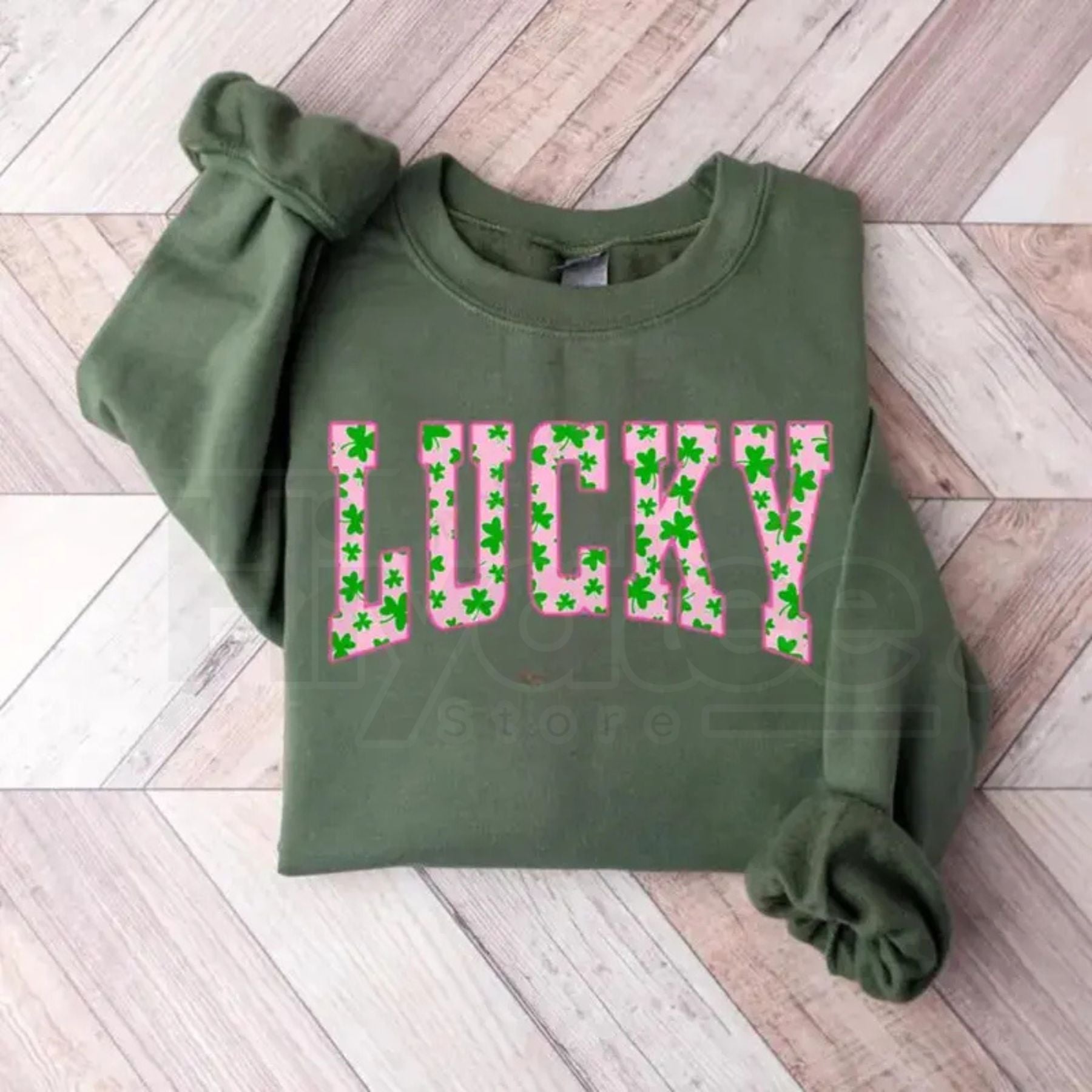 Lucky Clover Sweatshirt: Cute St. Patrick’s Day Green Shamrock Crewneck