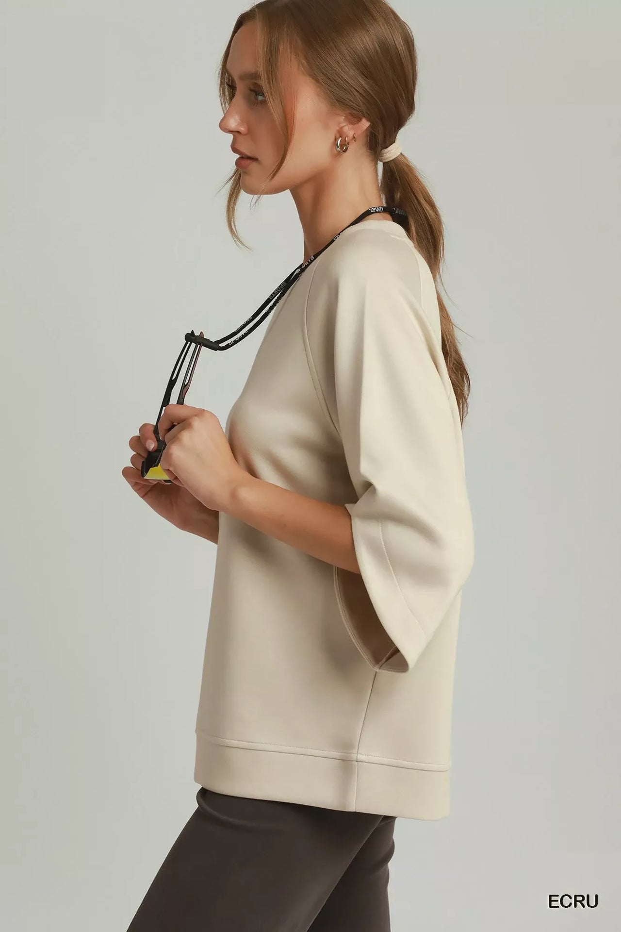 Umgee Round Hem Raglan Sleeve Top