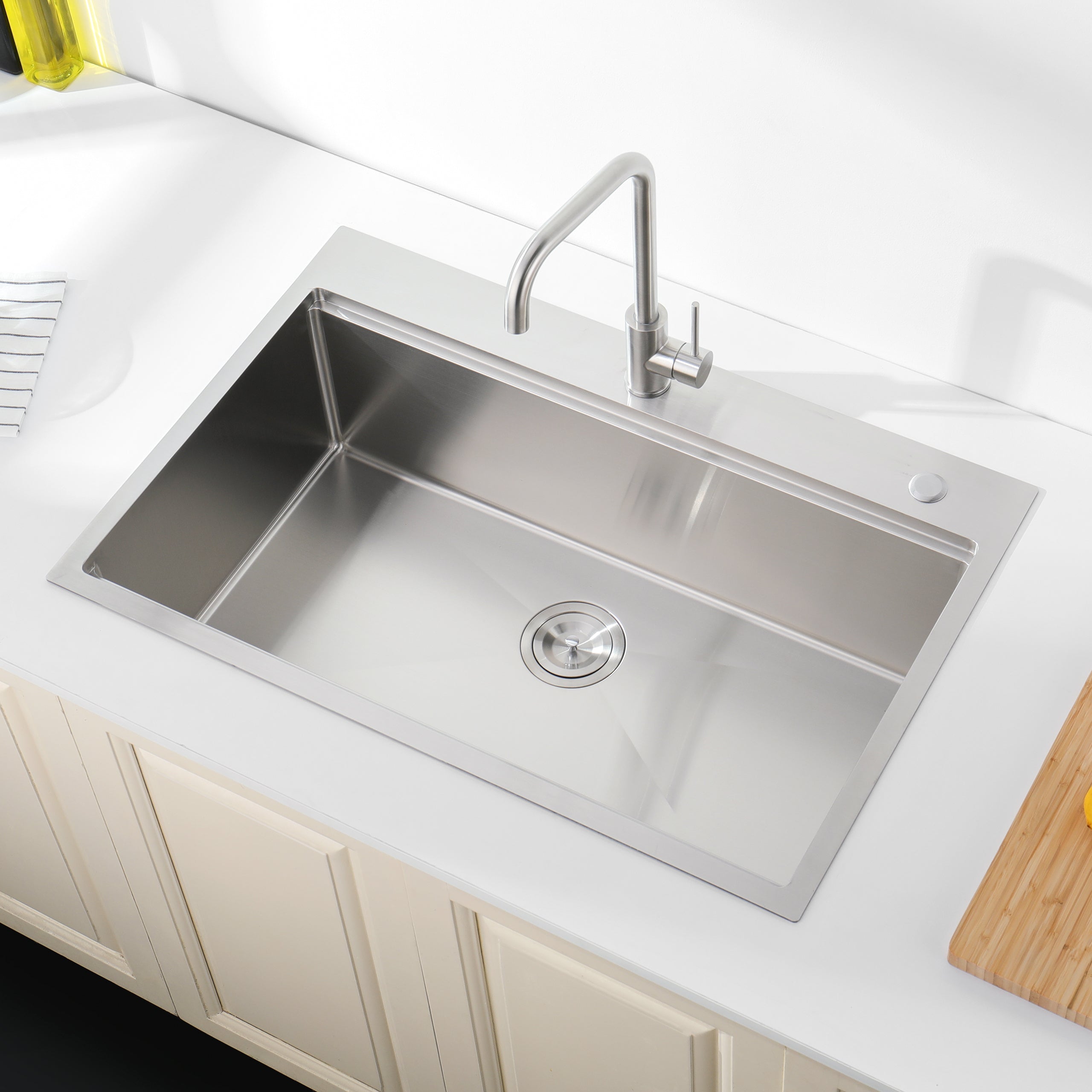 Stainless Steel Kitchen Sink, 33″x22″ Single Bowl, Overmount Handmade Sink in Brushed, with Cutting Board, Colander, SS-BR01D-332208