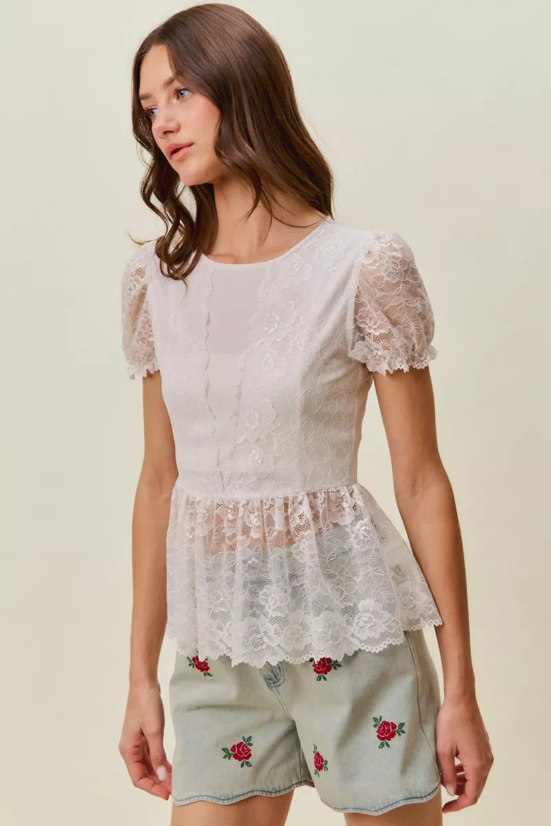 SO ME Rose Embroidery High Rise Scallop Hem Denim Shorts