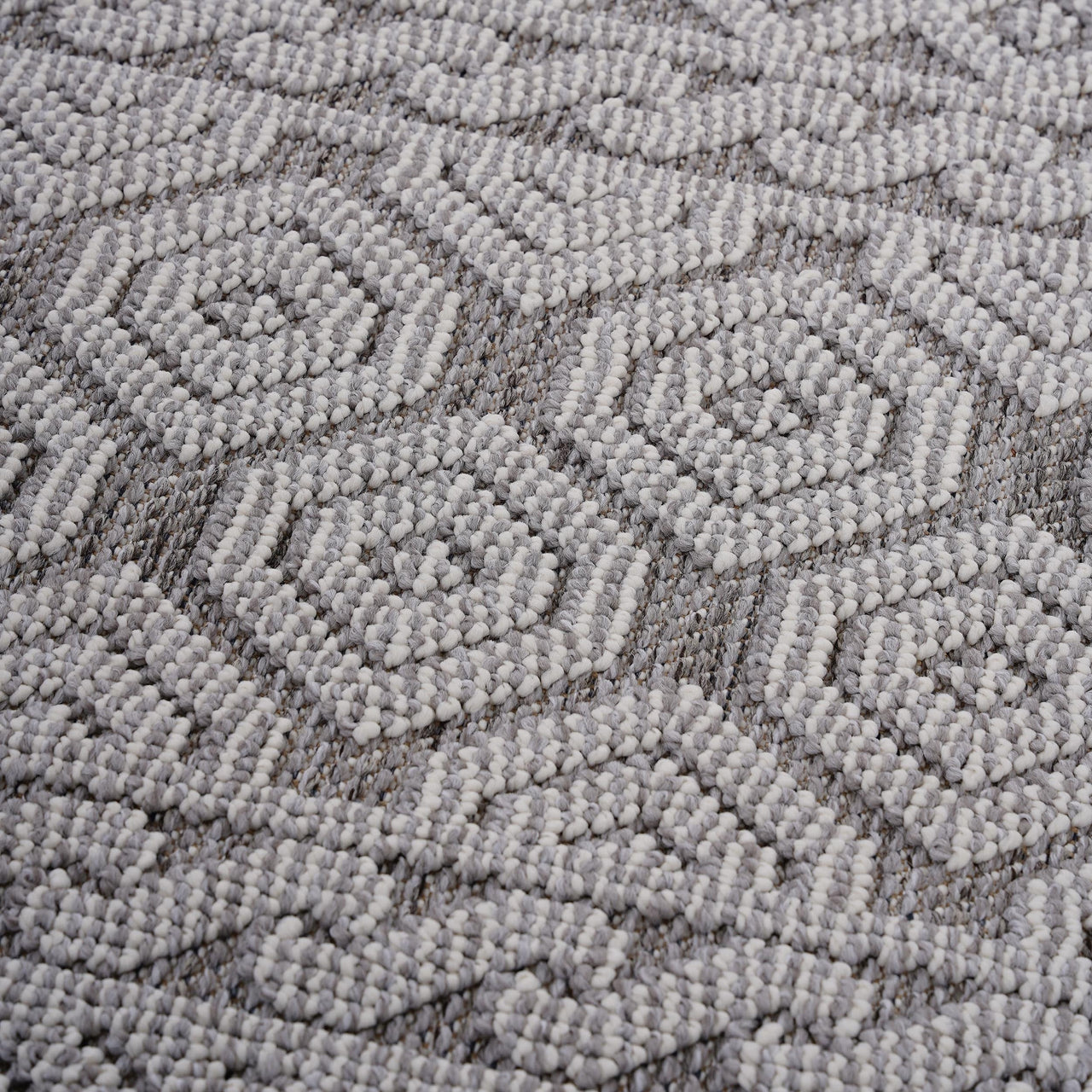 NAAR Guros Collection 2X8 Grey / White / Geometric Indoor / Outdoor Runner Rug