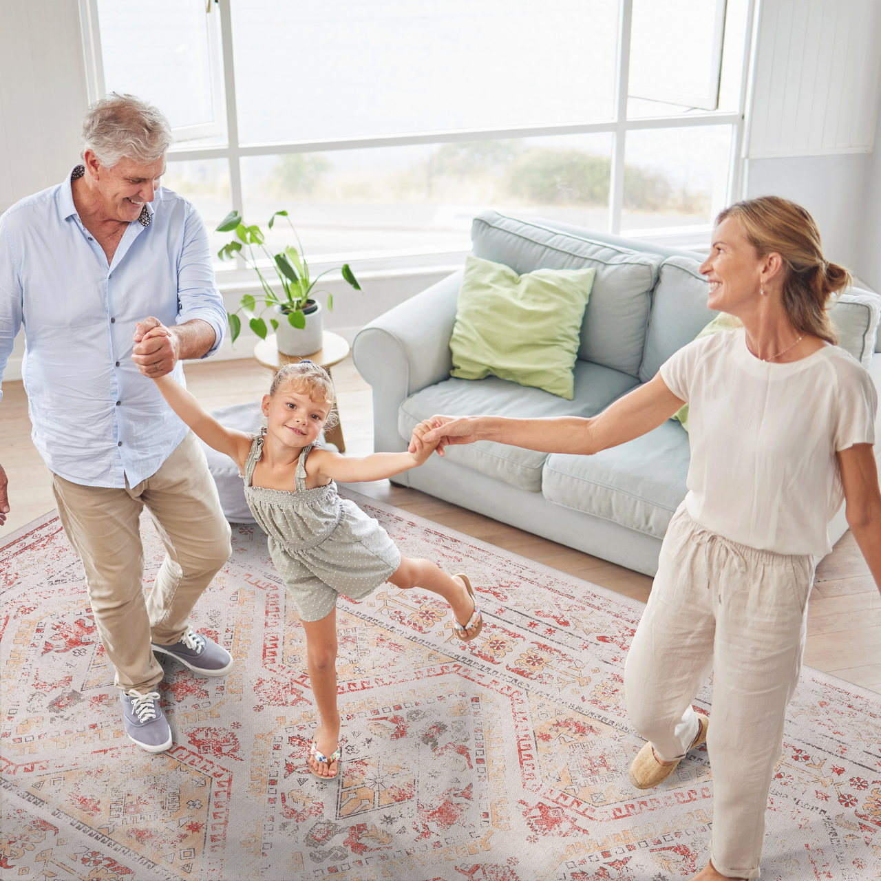 NAAR MAVAL Beige Washable Rug 5x8 Area Rug (Beige, 5' x 8')