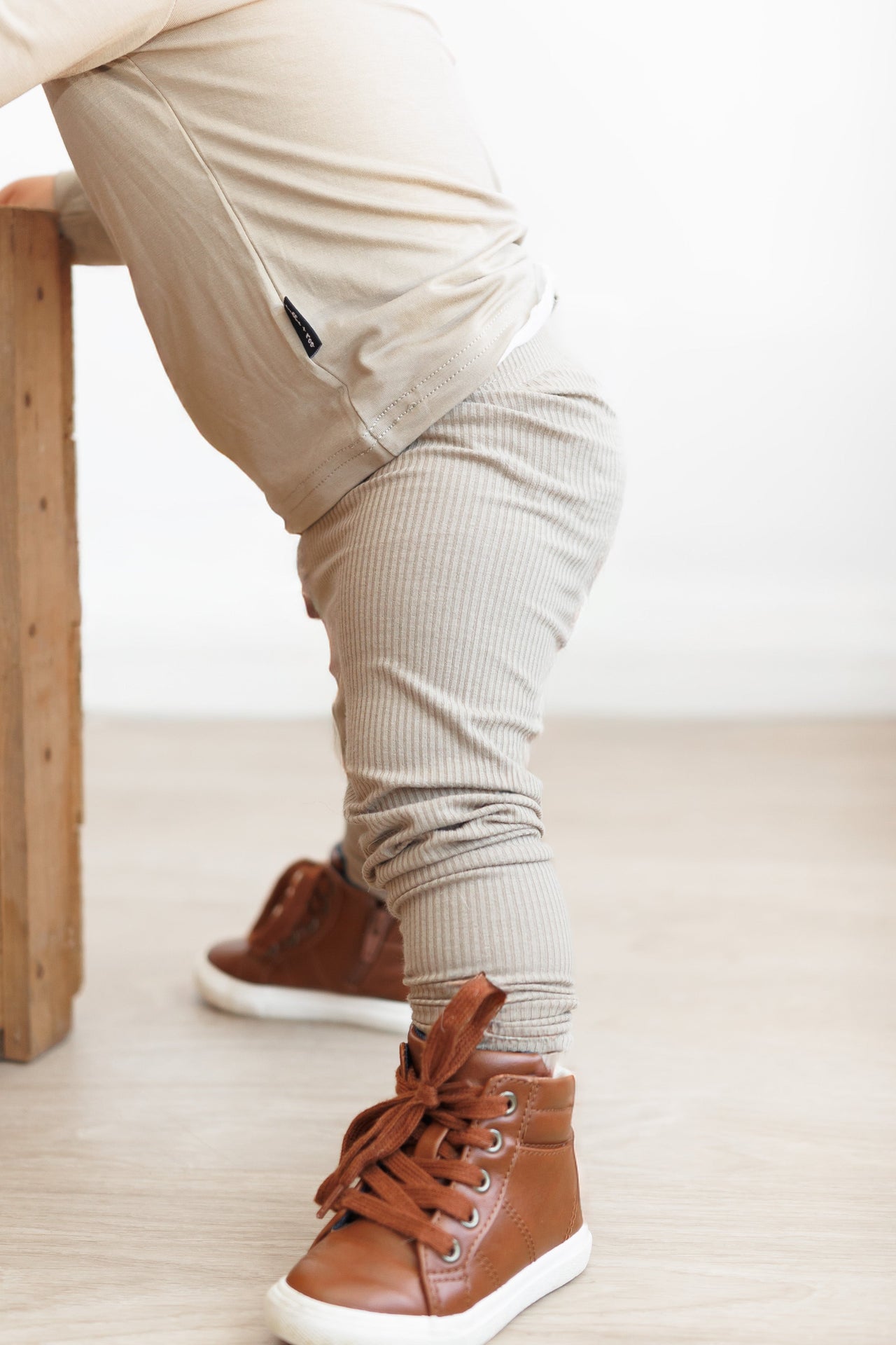 BAMBOO RIB LEGGINGS- Mushroom