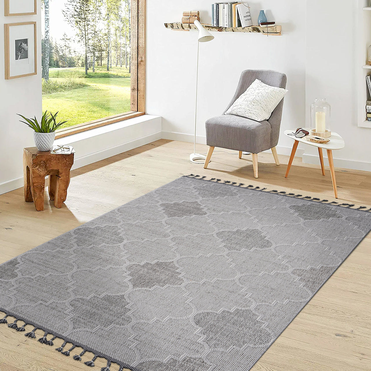 NAAR Guros Collection 6X9 White / Grey / Trellis Indoor / Outdoor Area Rug
