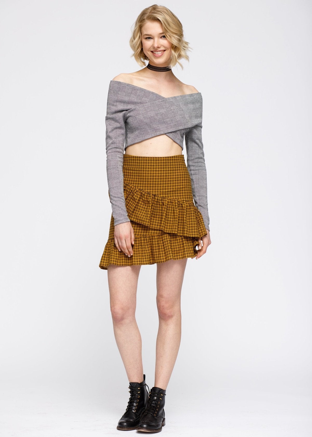 Women's Glen Plaid Off Shoulder Crisscross Crop Top In Grey
