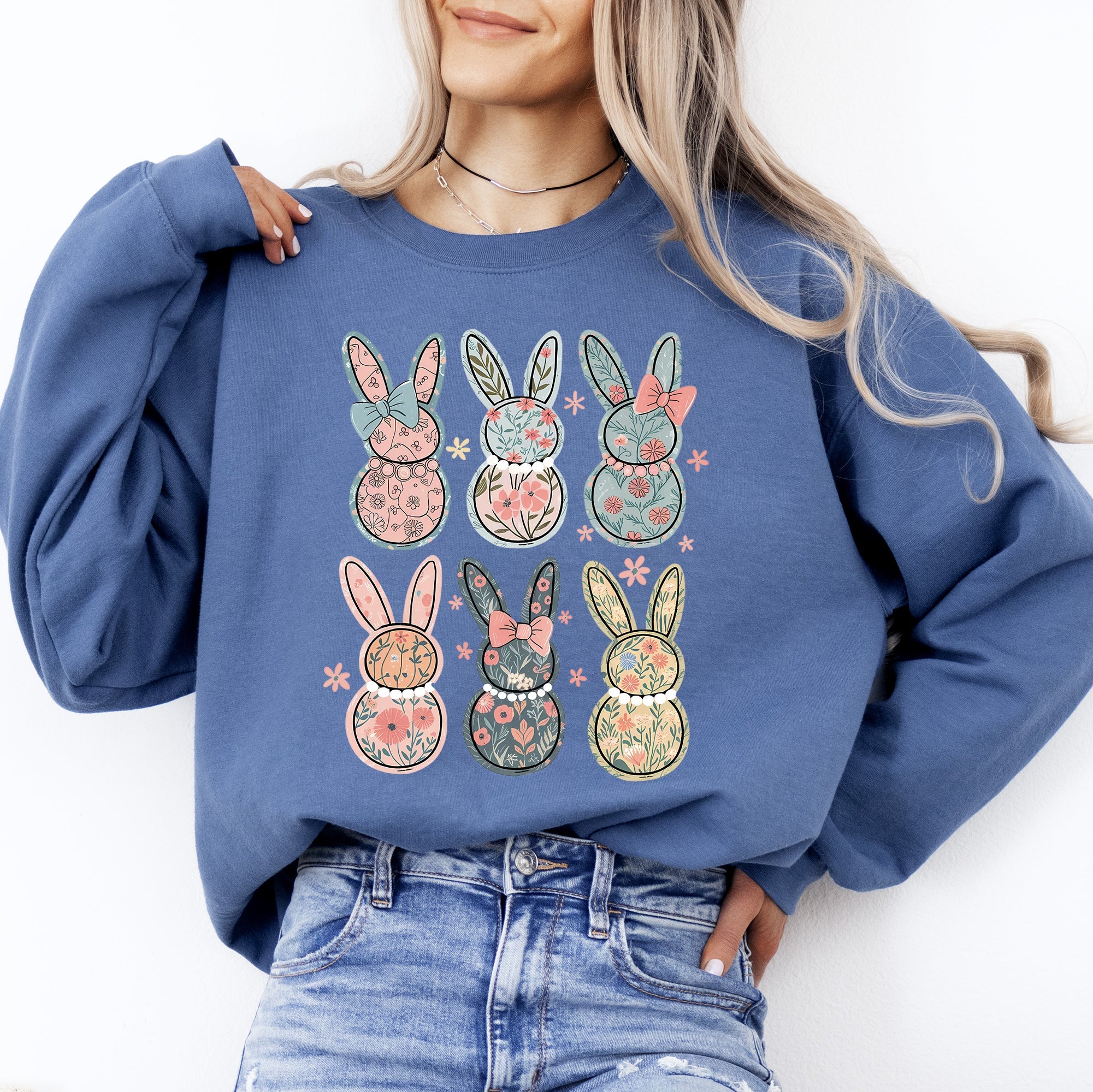 Adorable Floral Bunnies Easter Bunny Jesus Rabbit Garden Floral Design Sweatshirt