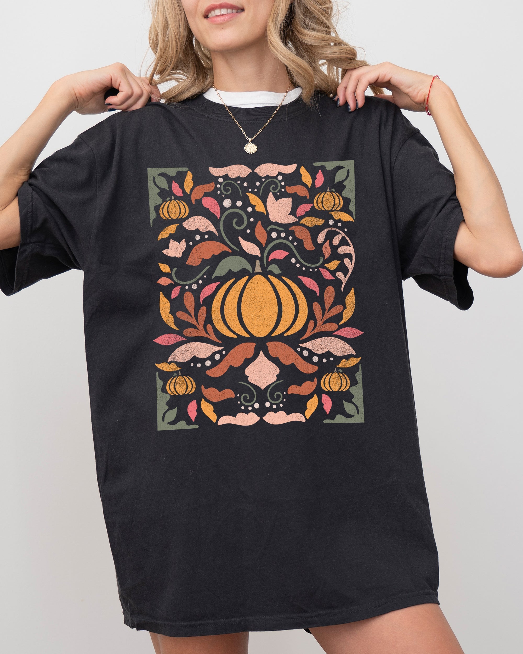 Autumn Folk Art Pumpkins Simplicity Fall Thanksgiving Halloween Comfort Colors Tee