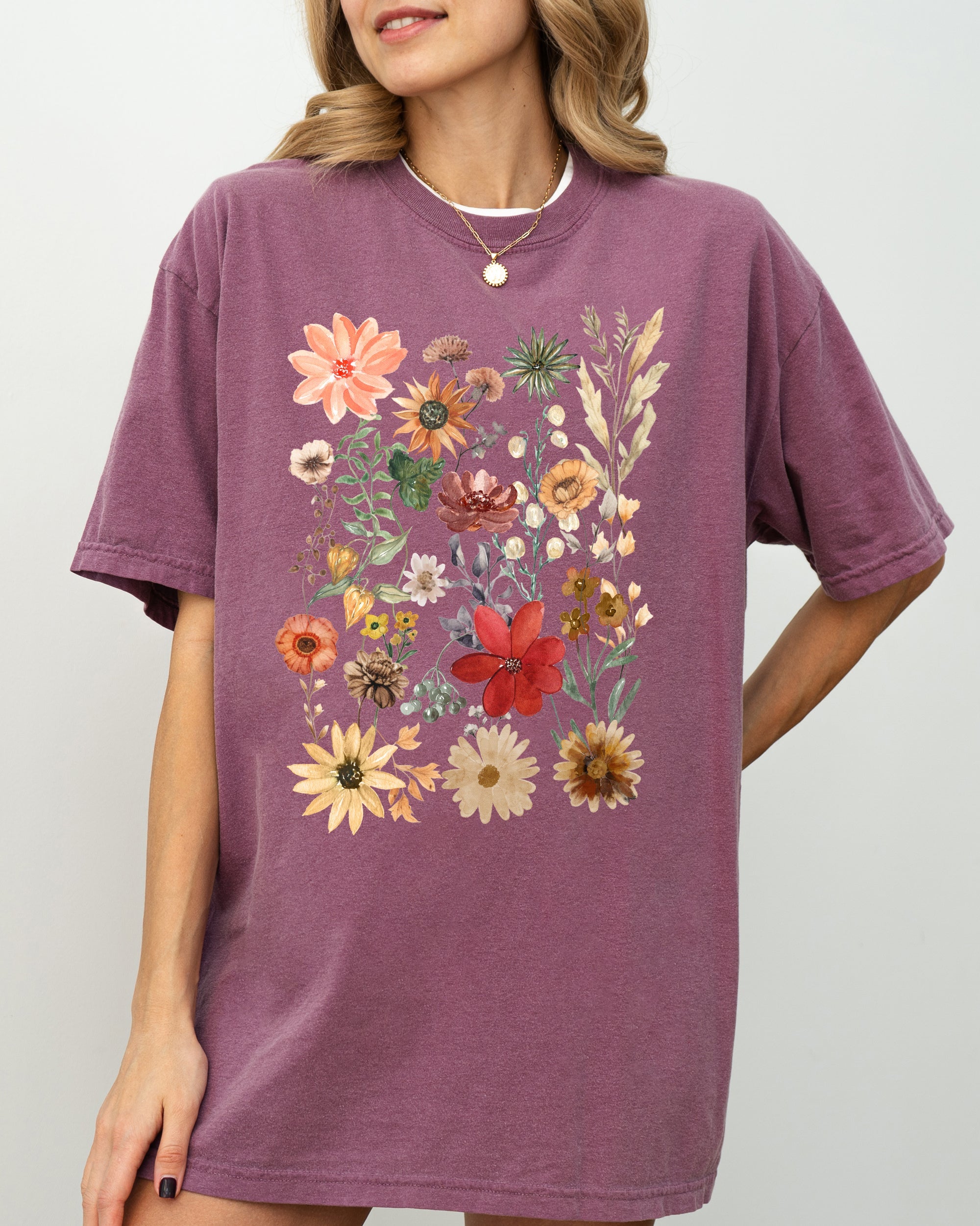 Autumn Pressed Flowers With Botanical Leaves And Rustic Fall Aesthetic For Nature Lovers Comfort Colors Tee
