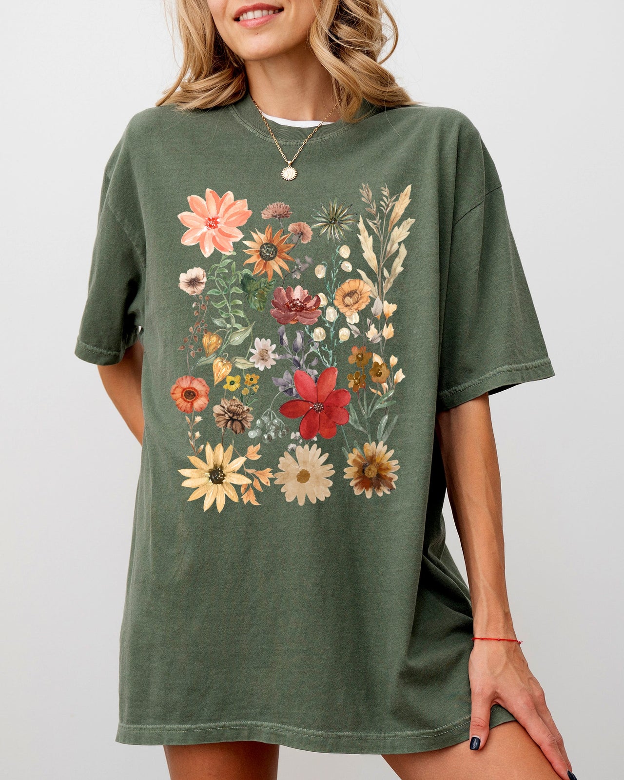 Autumn Pressed Flowers With Botanical Leaves And Rustic Fall Aesthetic For Nature Lovers Comfort Colors Tee