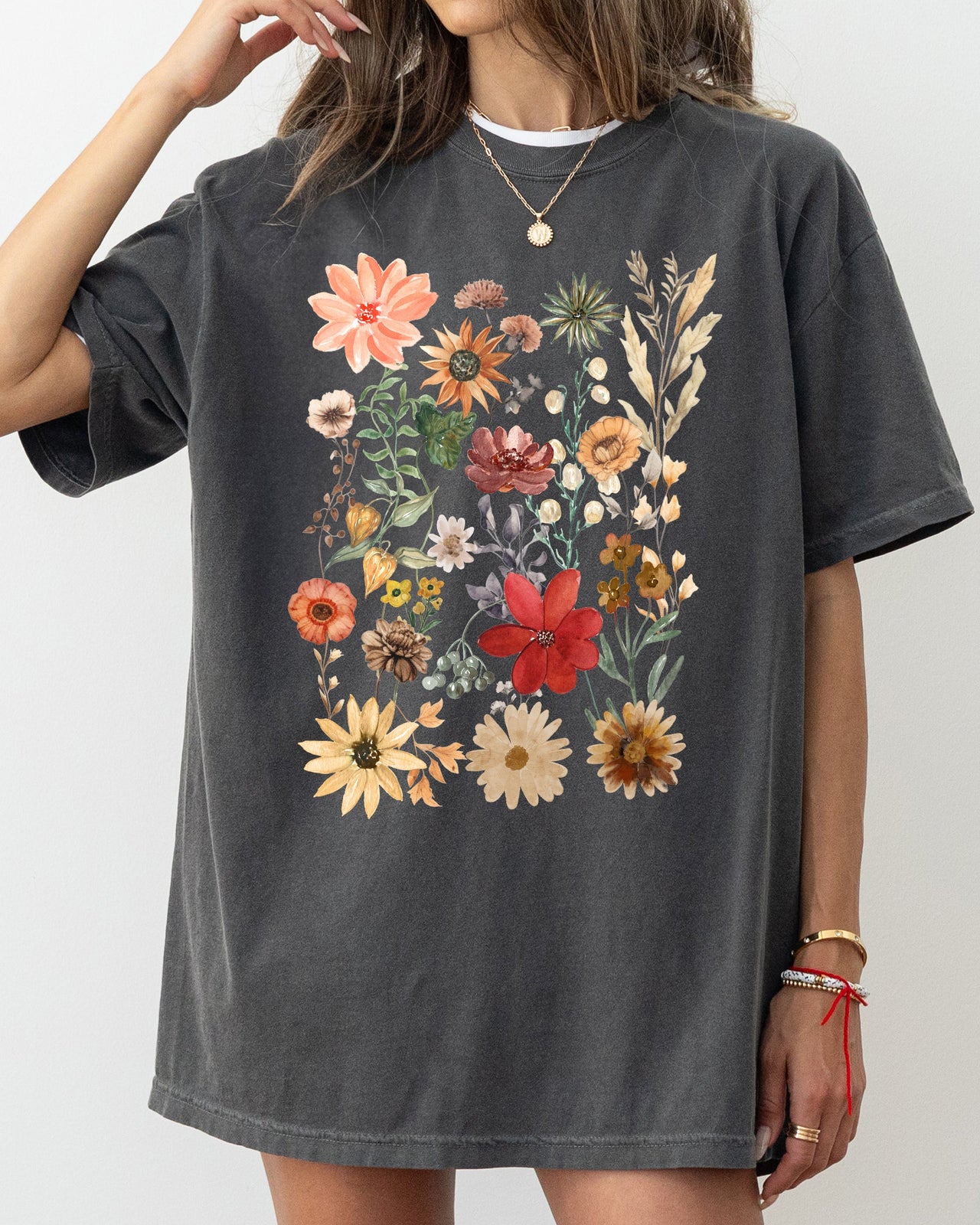 Autumn Pressed Flowers With Botanical Leaves And Rustic Fall Aesthetic For Nature Lovers Comfort Colors Tee